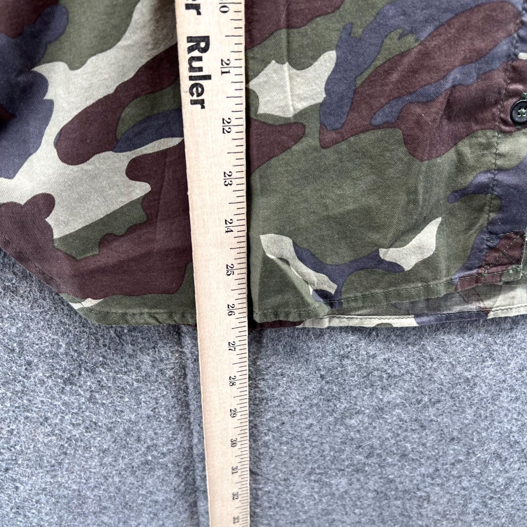 Levi's VINTAGE Levi's Shirt Women Large Green Brown Camouflage Button Down Military Pocket Camo Size L / US 10 / IT 46 - 5 Thumbnail