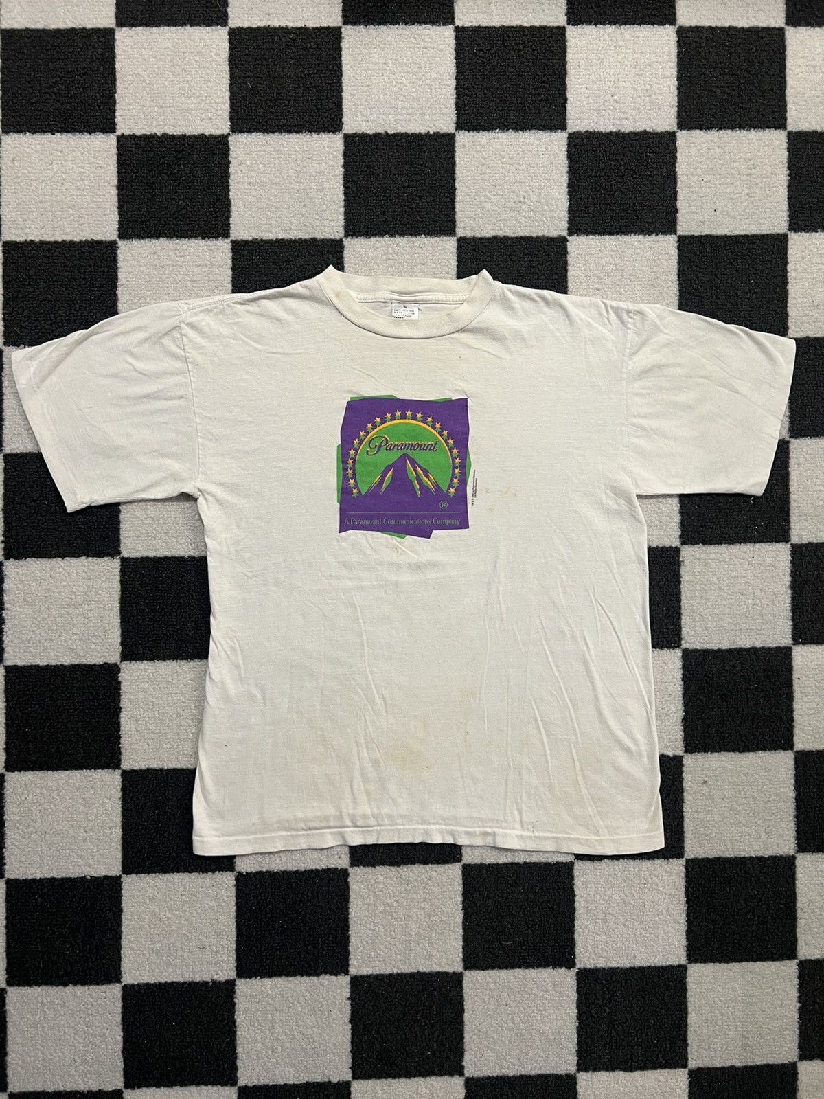 Vintage Vintage 1993 Paramount Pictures Psychedelic tee Size US L / EU 52-54 / 3 - 1 Thumbnail