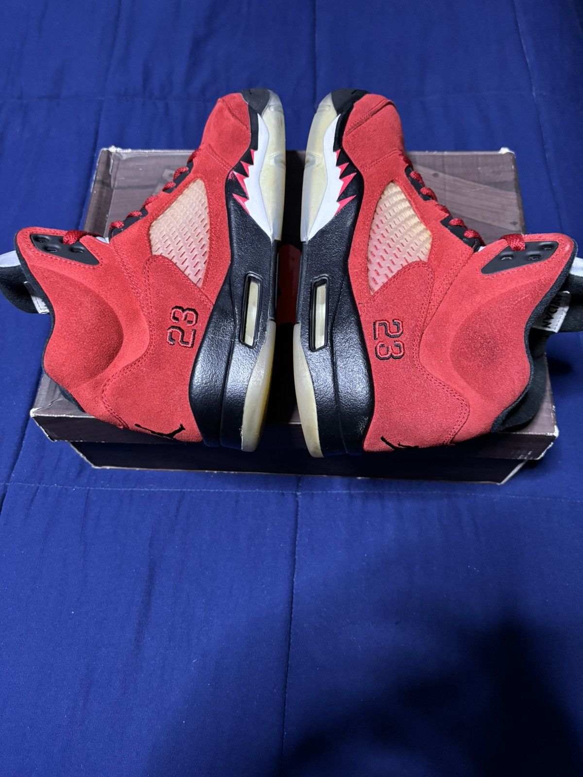 Jordan Brand Jordan 5 Retro Raging Bull 2021 Size 9 Size US 9 / EU 42 - 2 Thumbnail