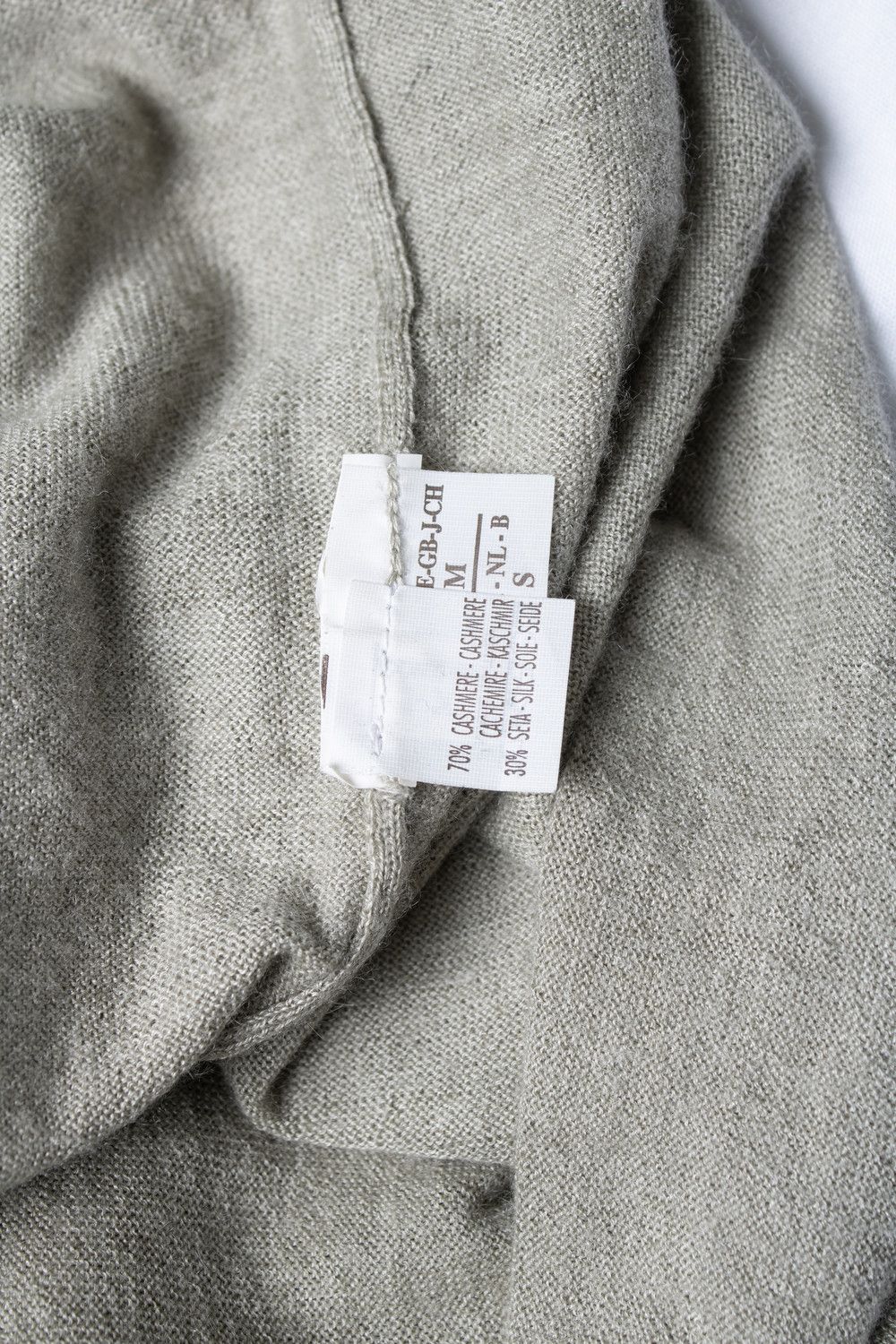 Brunello Cucinelli Brunello cucinelli, knitted cashmere top in grey Size S / US 4 / IT 40 - 6 Thumbnail