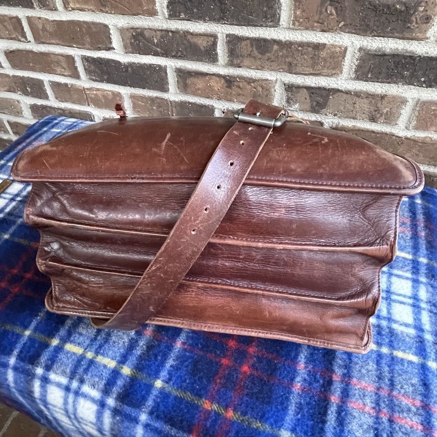 Handmade RARE 1980s BREE GERMANY LEATHER BRIEFCASE BAG R$1598 Size ONE SIZE - 16 Thumbnail