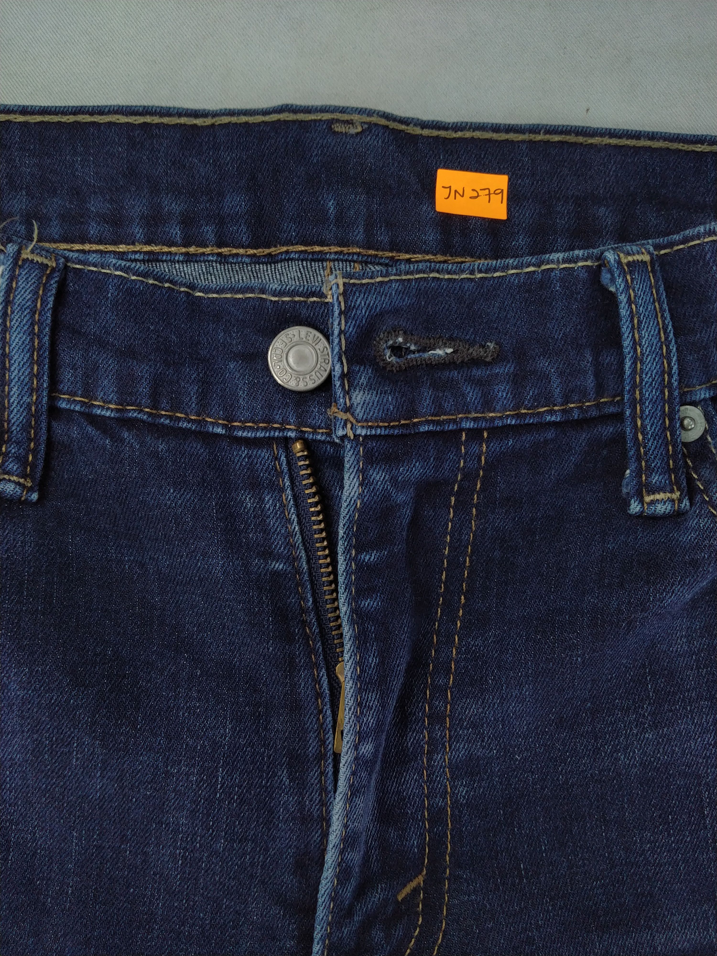 Levi's Dark Blue Vintage Levi's 511 Denim 33x29.5 -JN279 Size US 33 - 7 Thumbnail