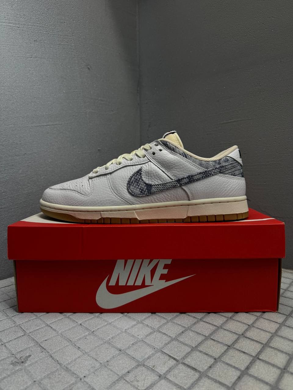 Nike Nike Dunk Low SE New Americana Pack Leather Size US 12 / EU 45 - 6 Thumbnail
