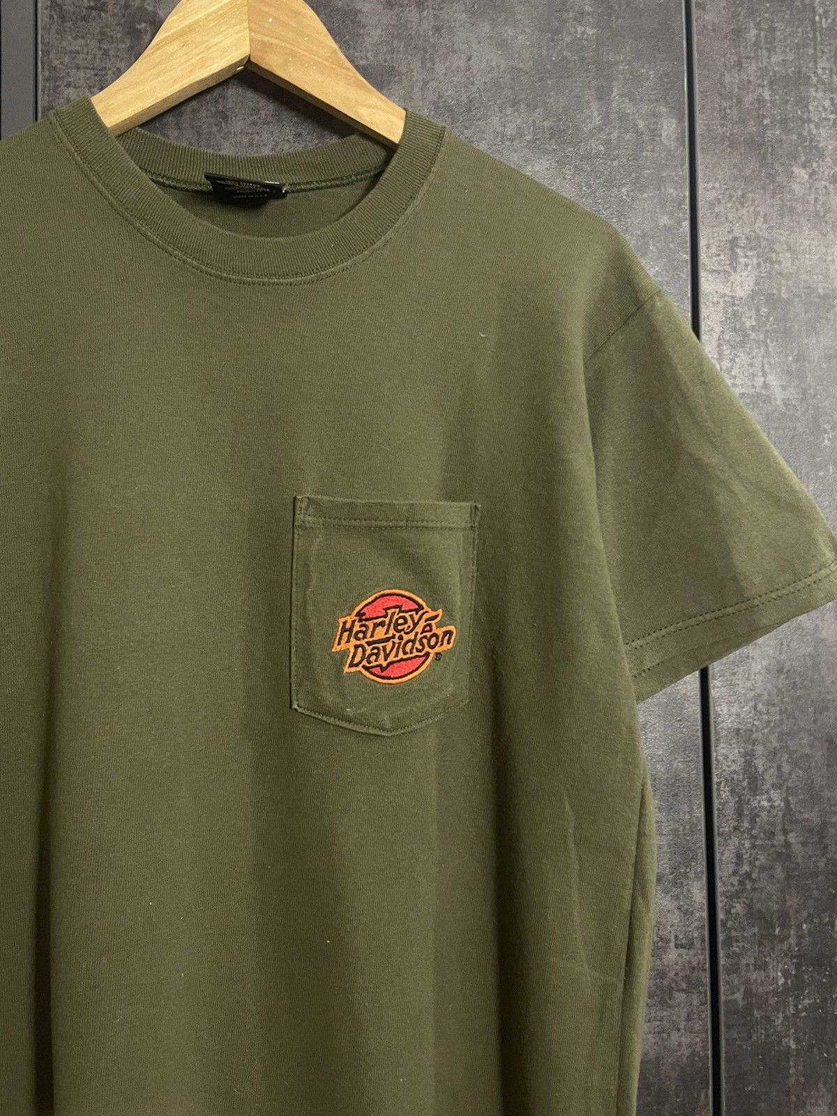 Vintage Rare 1998 Harley Davidson Thunder Row T-shirt 3D Emblem USA Size US M / EU 48-50 / 2 - 11 Thumbnail