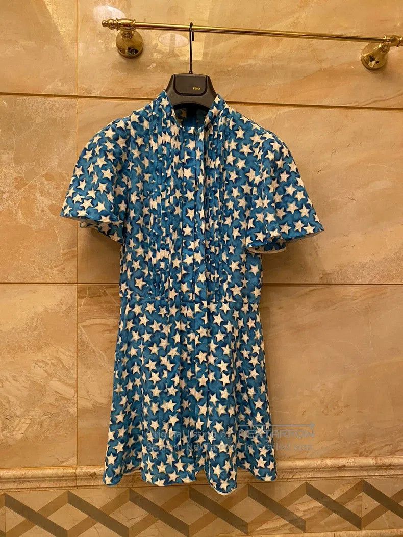 Valentino Valentino Main line dress Size S / US 4 / IT 40 - 1 Thumbnail