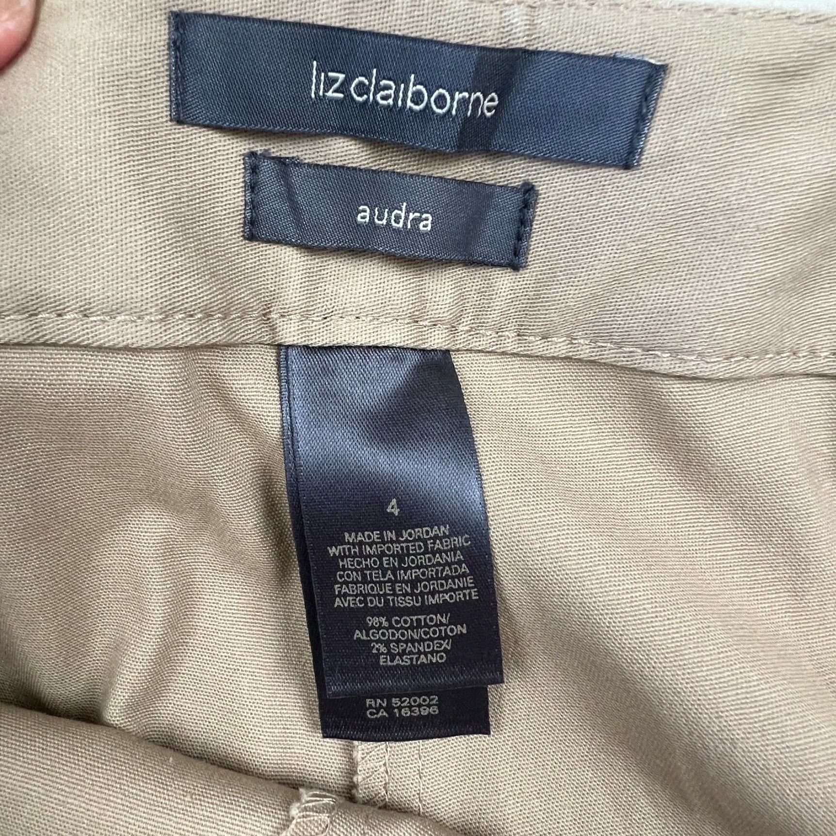 Liz Claiborne Liz Claiborne Women's Beige Cropped Pants 4 Audra Flat Front Mid Rise Cotton Spandex Zip Closure Size 27" / US 4 / IT 40 - 5 Thumbnail