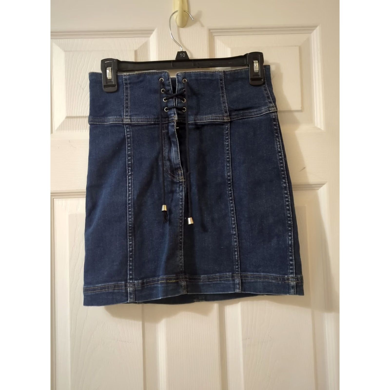 Free People Free People Skirt Womens Size 4 Blue Denim Lace Up Mini High Rise Casual Autumn Modern Womens Size S / US 4 / IT 40 - 2 Thumbnail