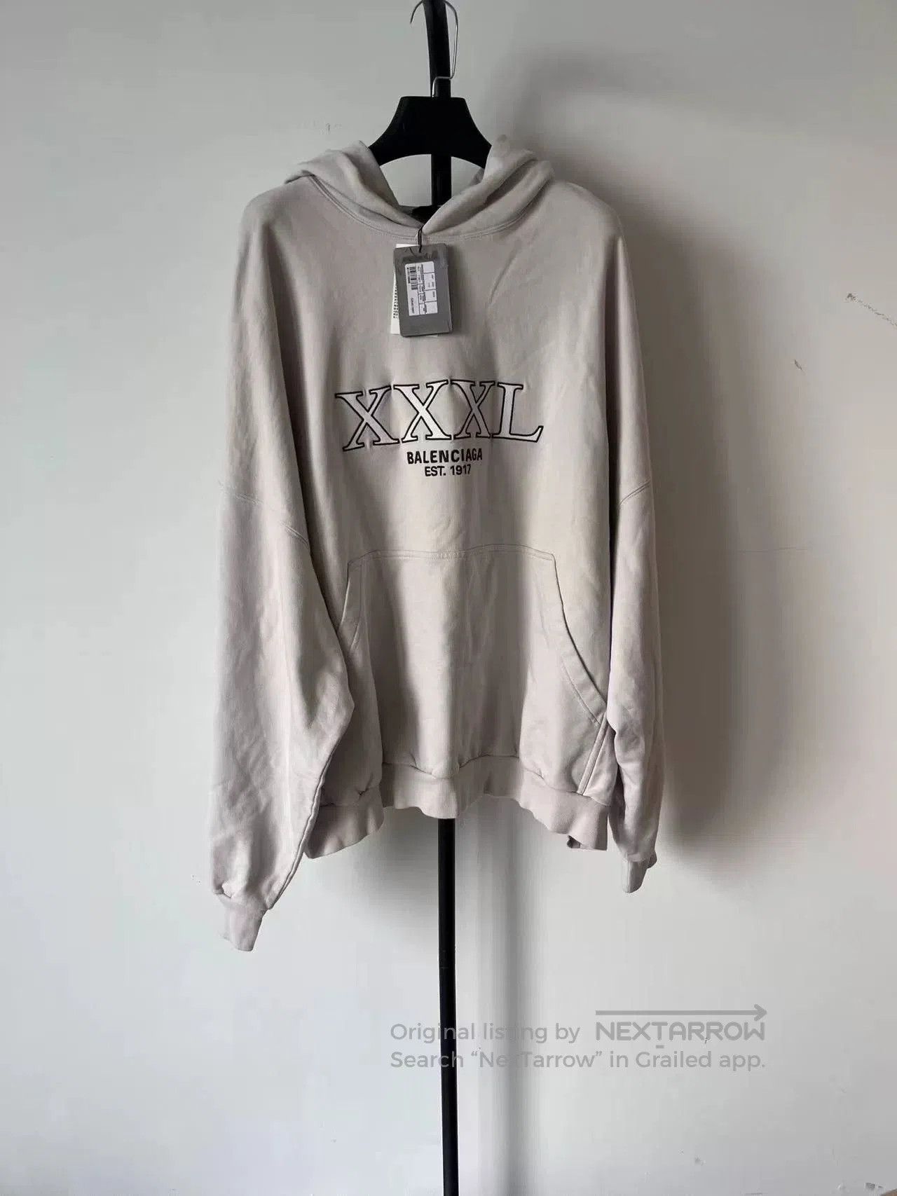 Balenciaga balenciaga logo oversized long sleeve sweatshirt. Size US M / EU 48-50 / 2 - 1 Thumbnail