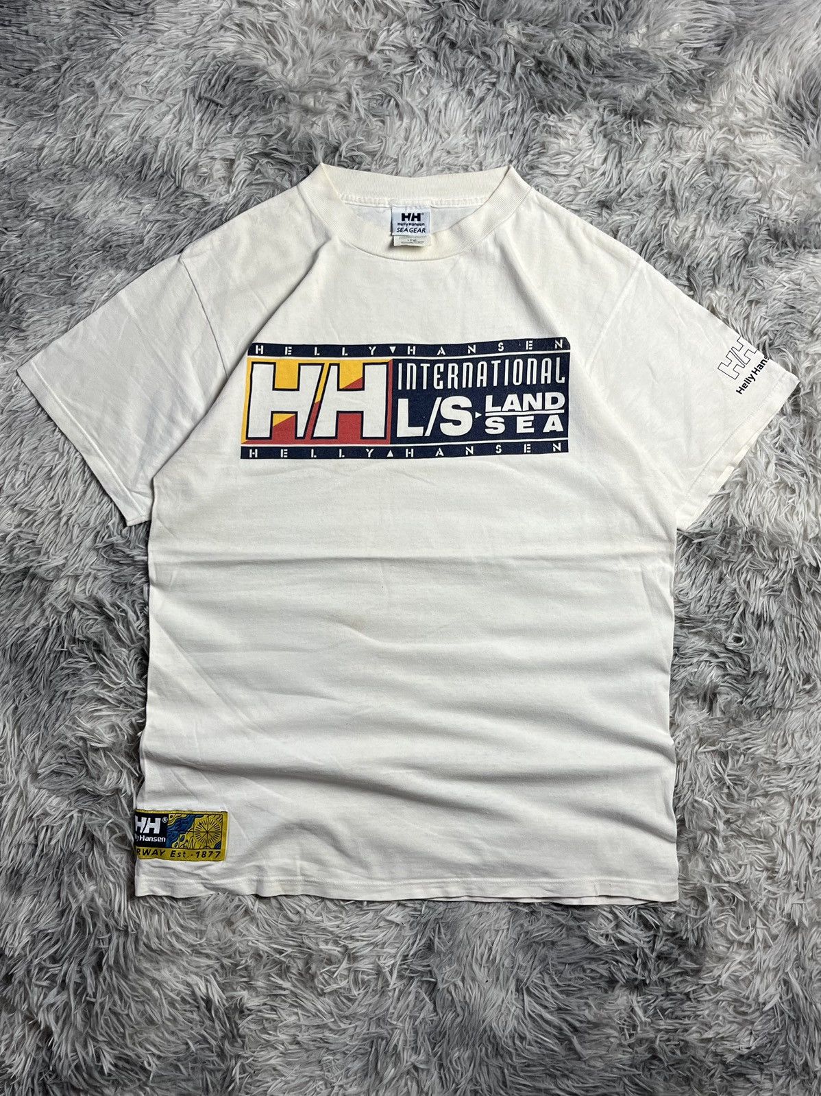 Helly Hansen Vintage Helly Hansen T-shirt Size US L / EU 52-54 / 3 - 4 Thumbnail