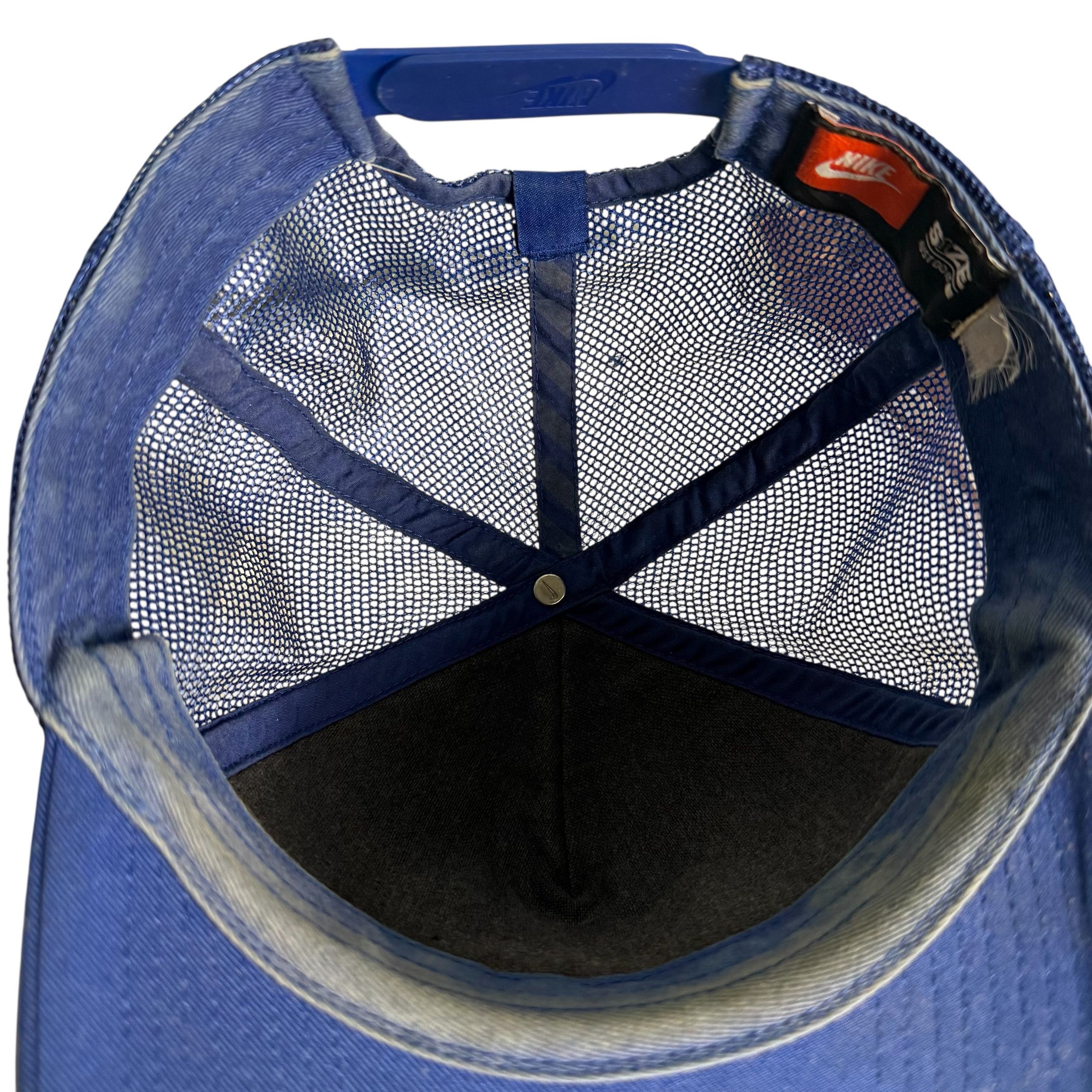 Nike 🔥RARE🔥Vintage Nike Swoosh Trucker Hat Cap Size ONE SIZE - 11 Thumbnail