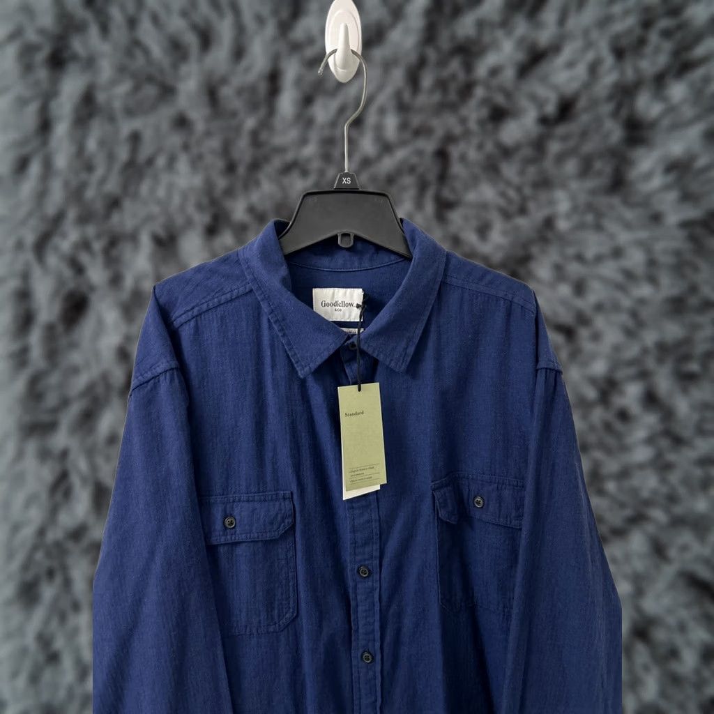 Vintage Goodfellow & Co Shirt Mens 2XL Blue Herringbone Button-Down Long Sleeve Pockets Slant Pocket Casual Workwear Shirt Size US XXL / EU 58 / 5 - 1 Thumbnail