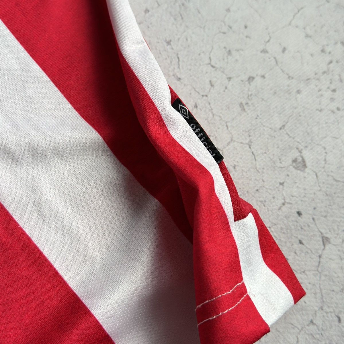 Umbro Guti #25 Umbro PSV Eindhoven 2018/19 Soccer Jersey Blokecore Size US XL / EU 56 / 4 - 11 Thumbnail