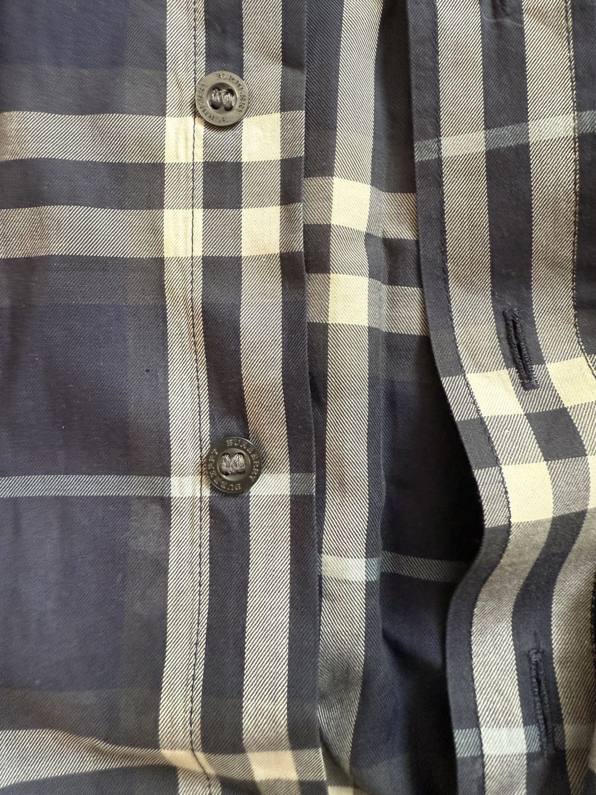 Burberry Burberry London Button Down Shirt Size US L / EU 52-54 / 3 - 4 Thumbnail