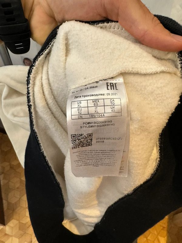 Guess Guess Originals Beige Cream Sweatshirt XL Size US XL / EU 56 / 4 - 4 Thumbnail
