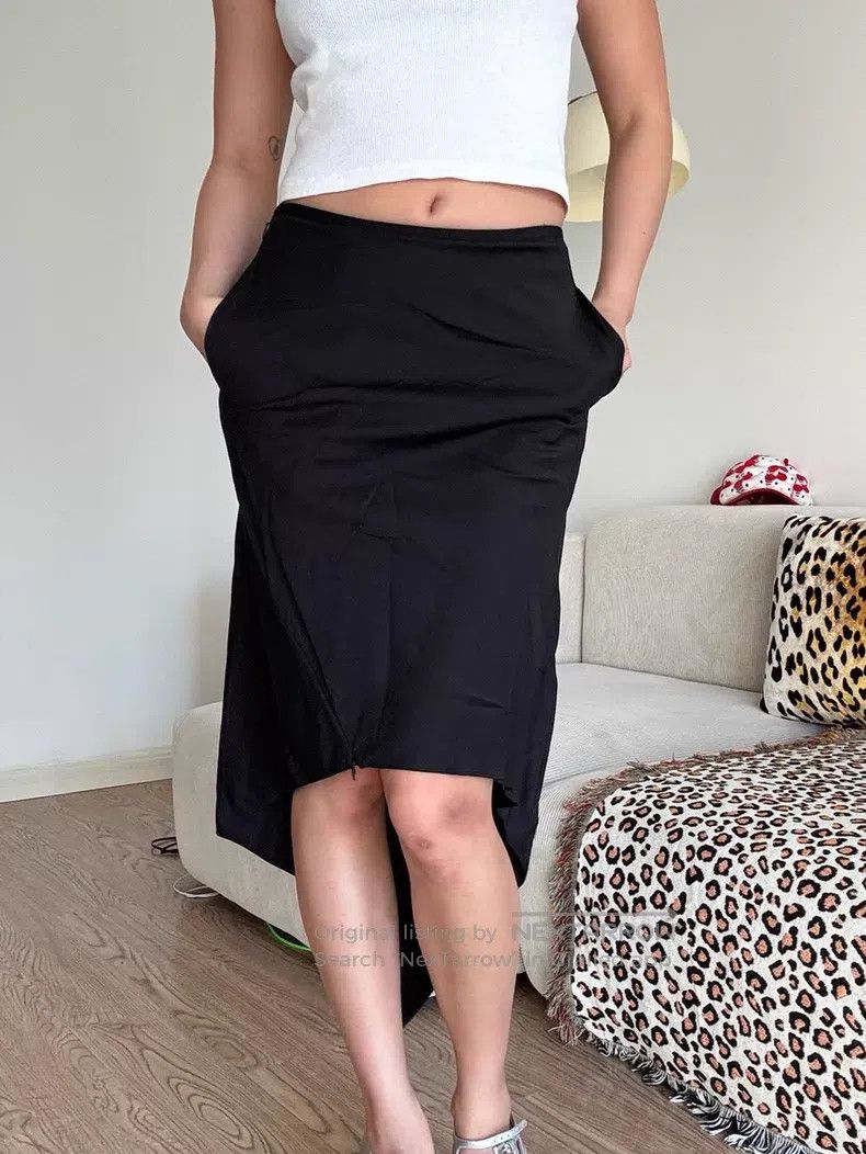 Helmut Lang Helmut Lang size 0 Black Skirt Size 24" / US 00 / IT 34 - 1 Thumbnail
