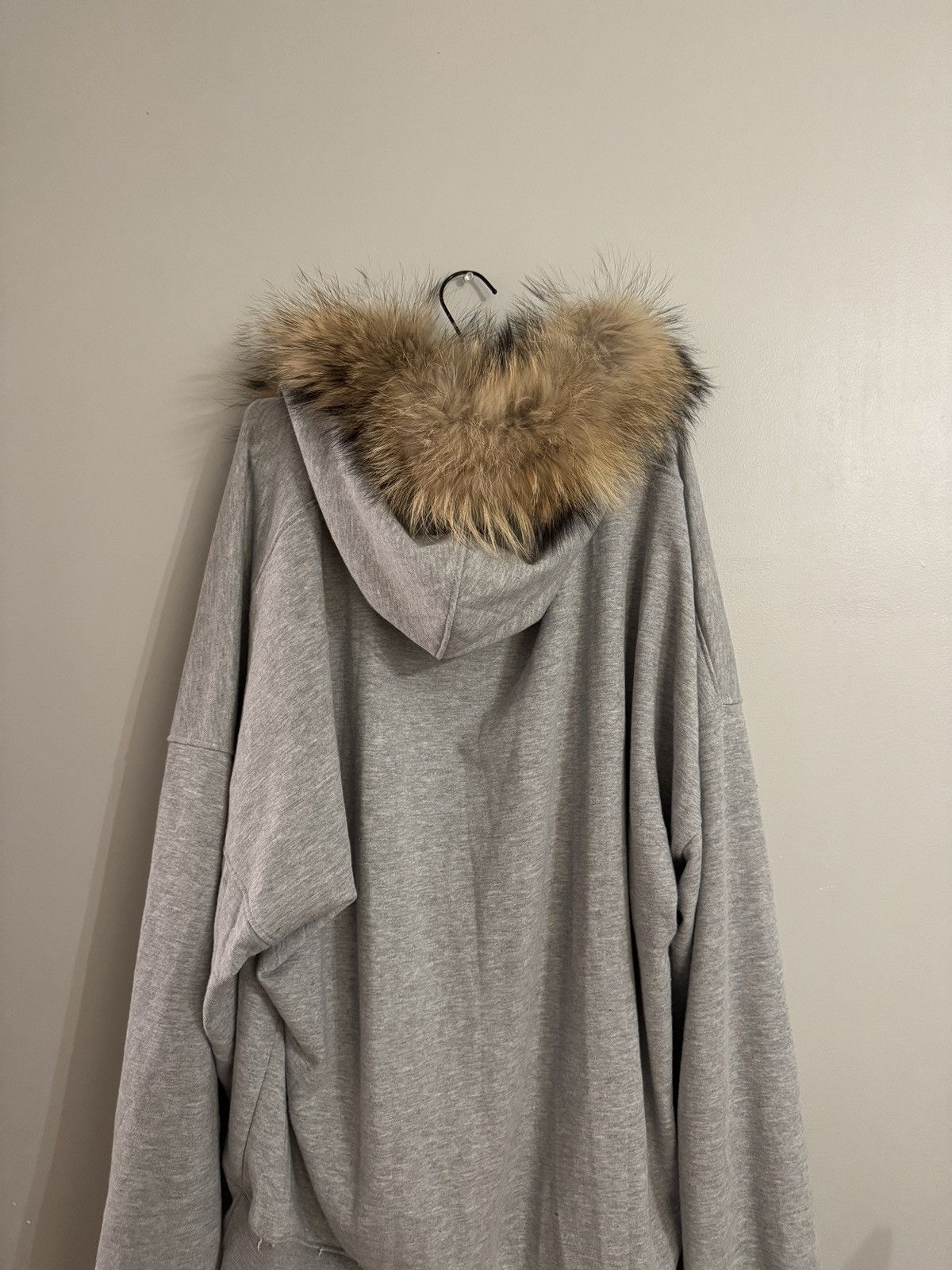 Japanese Brand Grey Fur Hooded Jacket Size US XL / EU 56 / 4 - 2 Thumbnail