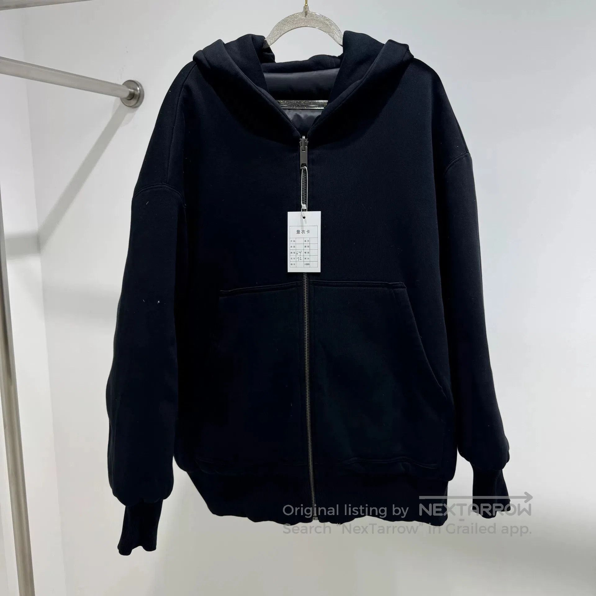 Burberry Burberry Reversible Down Jacket with Logo. Size US XL / EU 56 / 4 - 1 Thumbnail