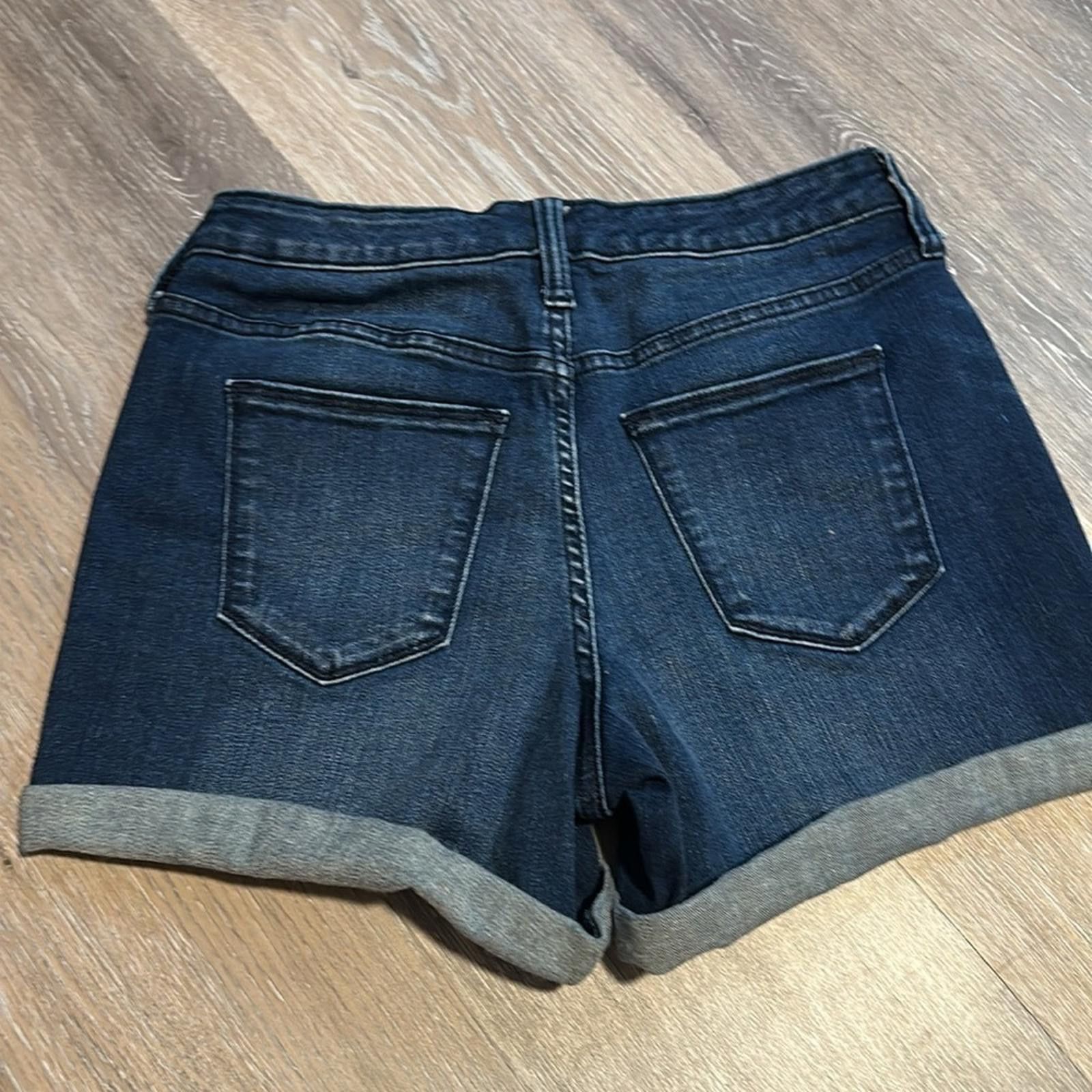 Abercrombie & Fitch Abercrombie & Fitch Simone High Rise Jean Short 29/8 stretch Size 30" / US 8 / IT 44 - 5 Thumbnail