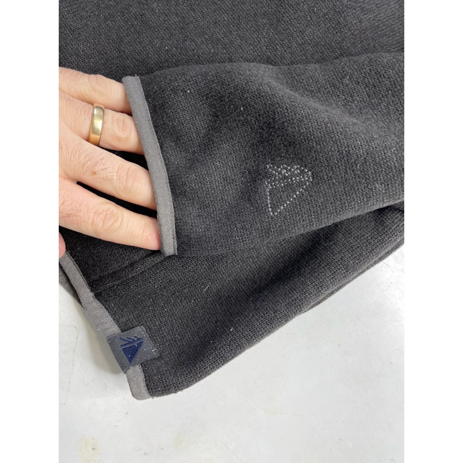 Vintage VINTAGE LL Bean Sweater Fleece Pullover Mens XL Slightly Fitted Black Pullover Fleece 298050 Mens XL Black Size US XL / EU 56 / 4 - 2 Thumbnail