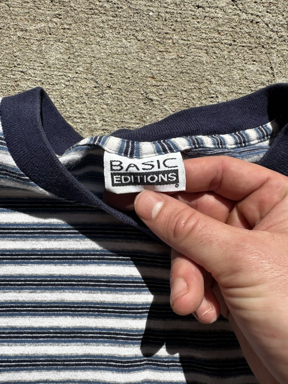 Basic Editions Vintage Blue and White Striped Tee Size US M / EU 48-50 / 2 - 3 Thumbnail