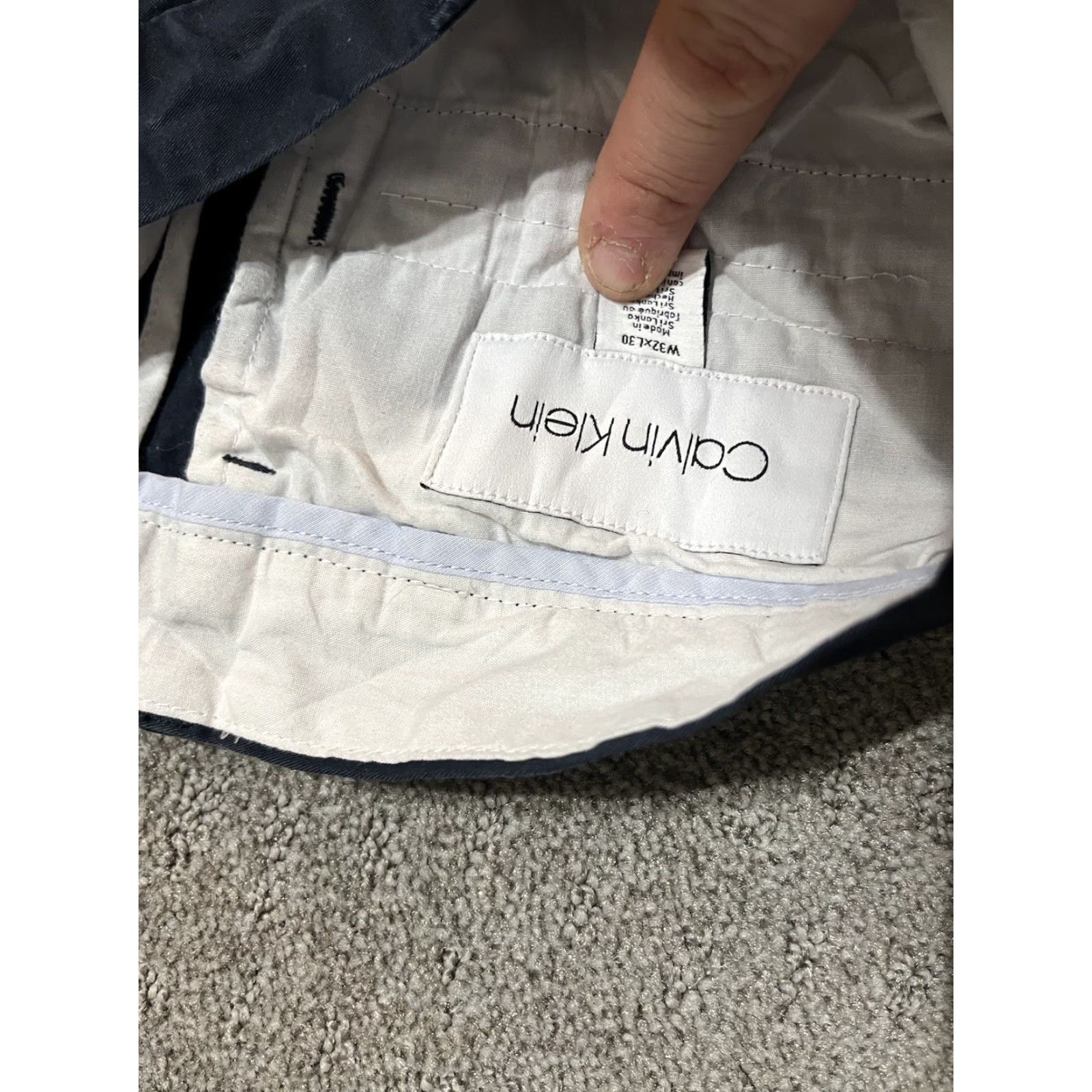 Calvin Klein Calvin Klein Men's Slim Chino Pants 32x30 Blue Navy Distres Stretch Flat Front Straight 30 In Inseam Regular Size 32 Size US 32 / EU 48 - 5 Thumbnail