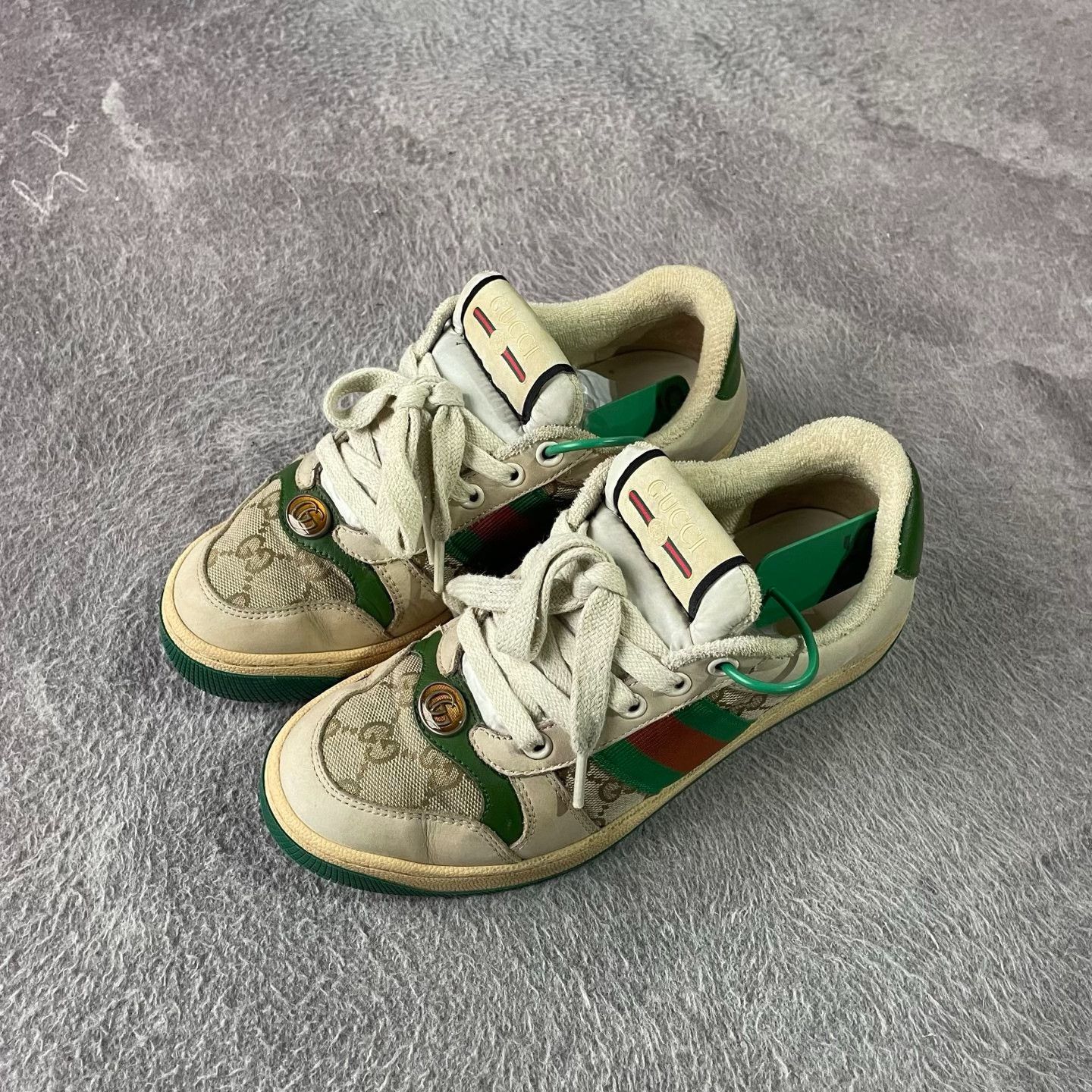 Gucci Gucci Green Lowtop Sneakers 35 Women Size US 5 / IT 35 - 1 Thumbnail