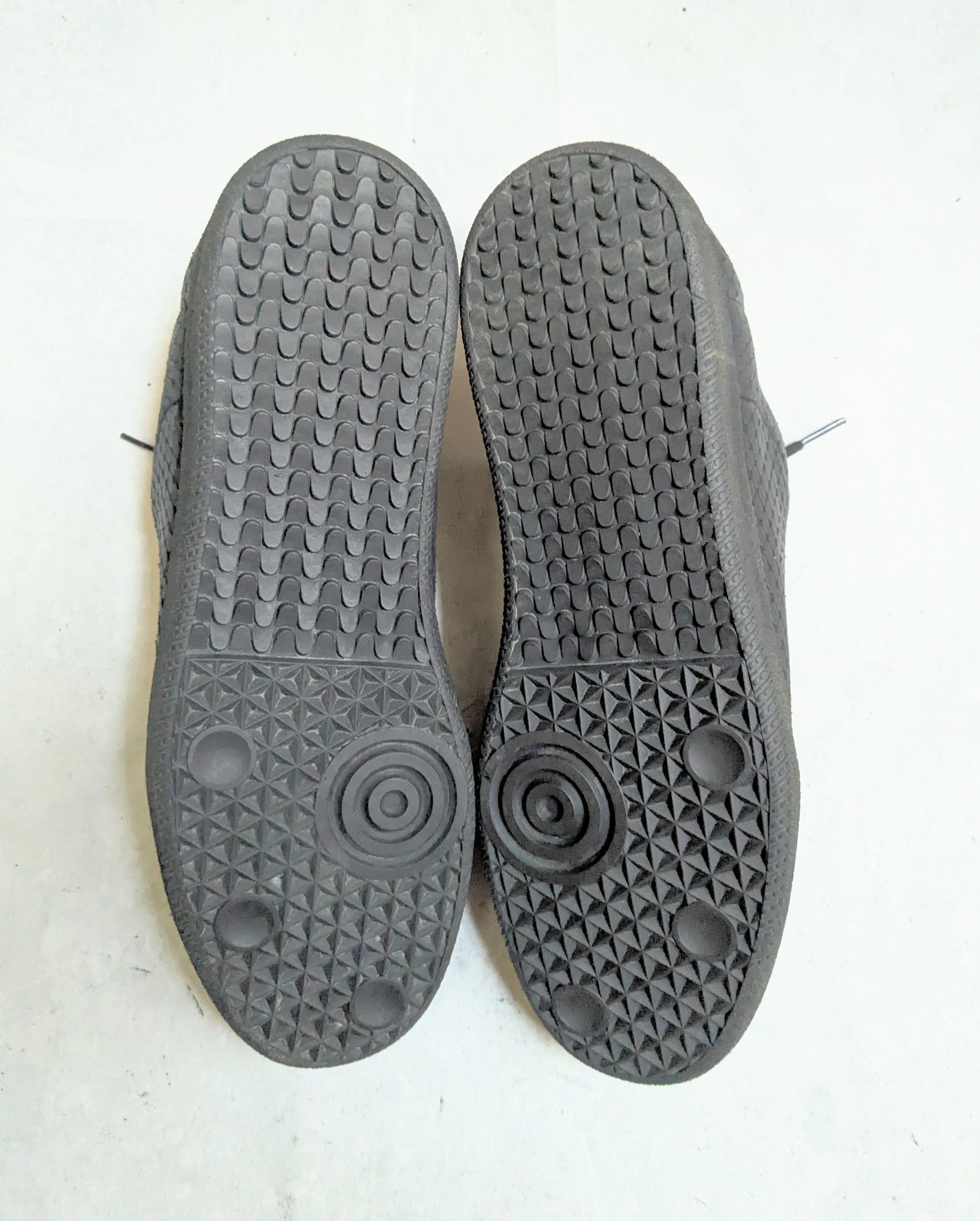 Maison Margiela Maison Margiela Future Black 13 46 Low Tops Snake Leather Size US 13 / EU 46 - 19 Thumbnail