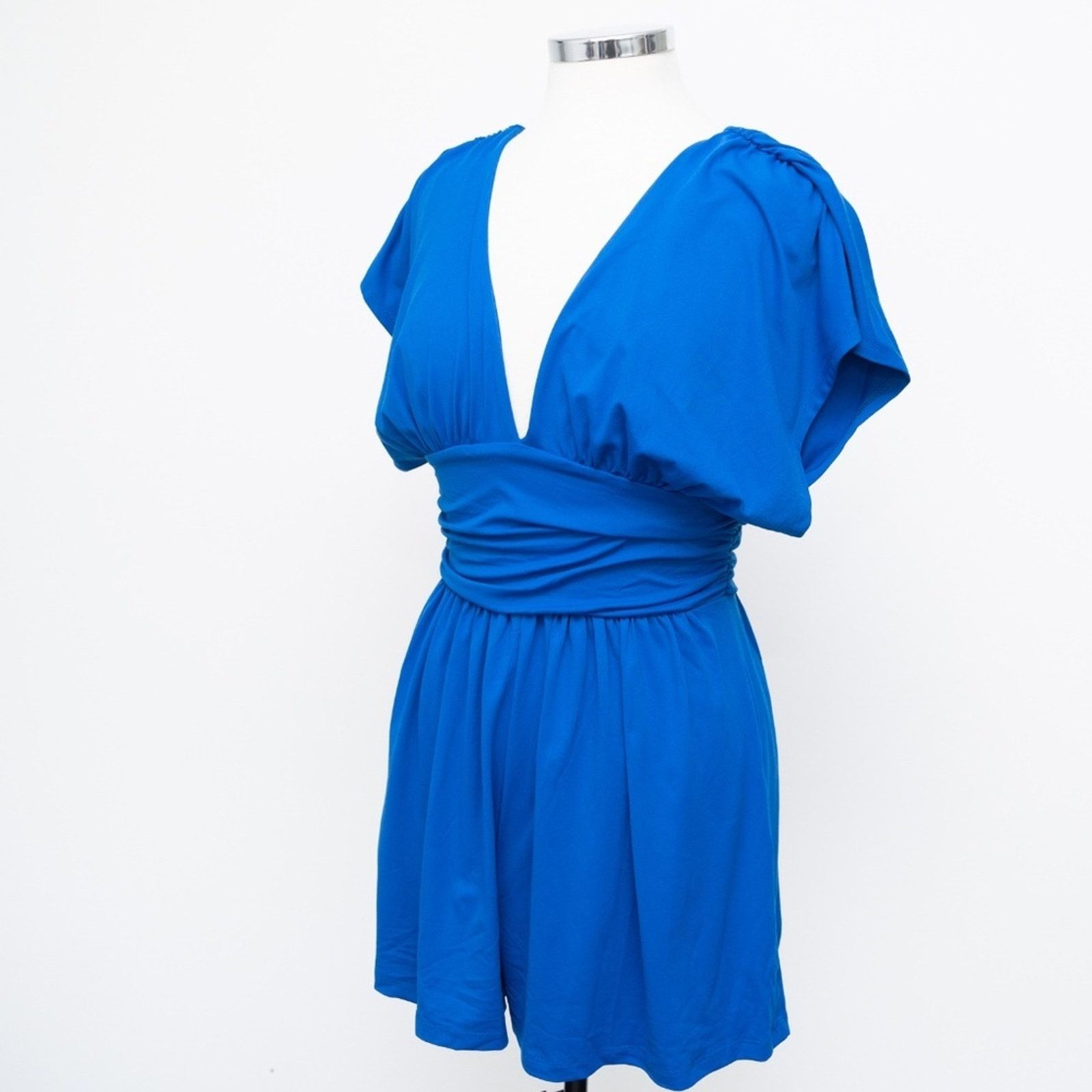 Susana Monaco Susana Monaco. Gathered V Neck Romper. Size 32" / US 10 / IT 46 - 9 Thumbnail