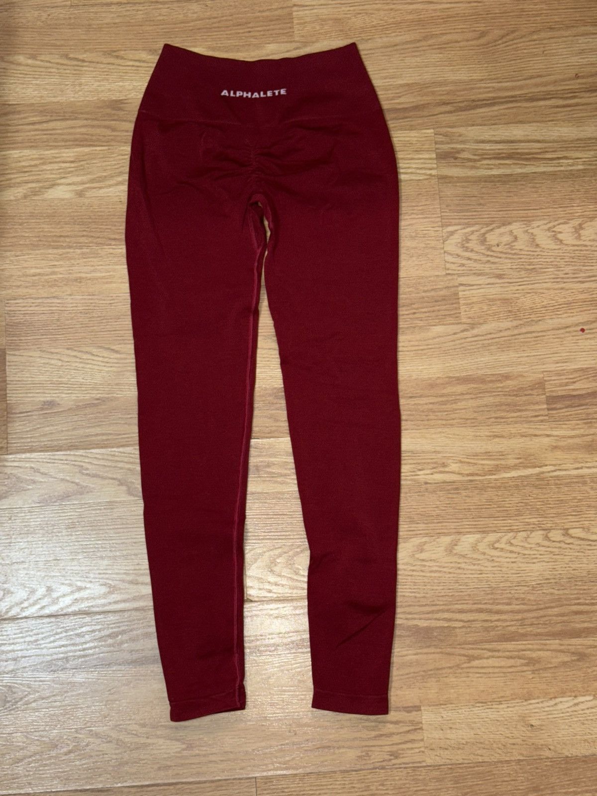 Alphalete Athletics Alphalete Scrunch Seam Leggings- Red Size 26" / US 2 / IT 38 - 1 Thumbnail