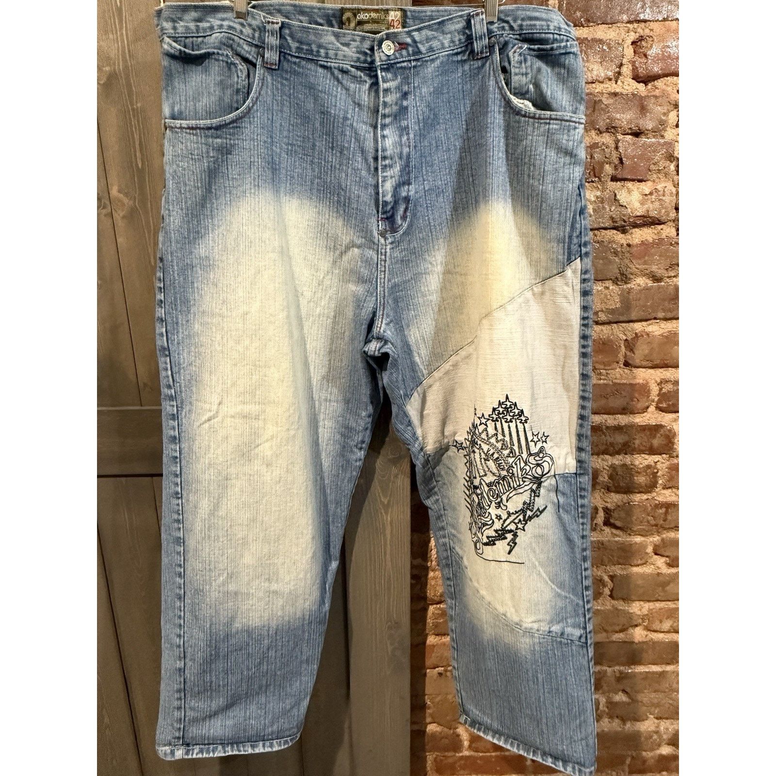 Akademiks Vintage Akademiks Wide Leg Baggy Fit Y2K Jeans Mens 42 EUC Size US 42 / EU 58 - 2 Thumbnail