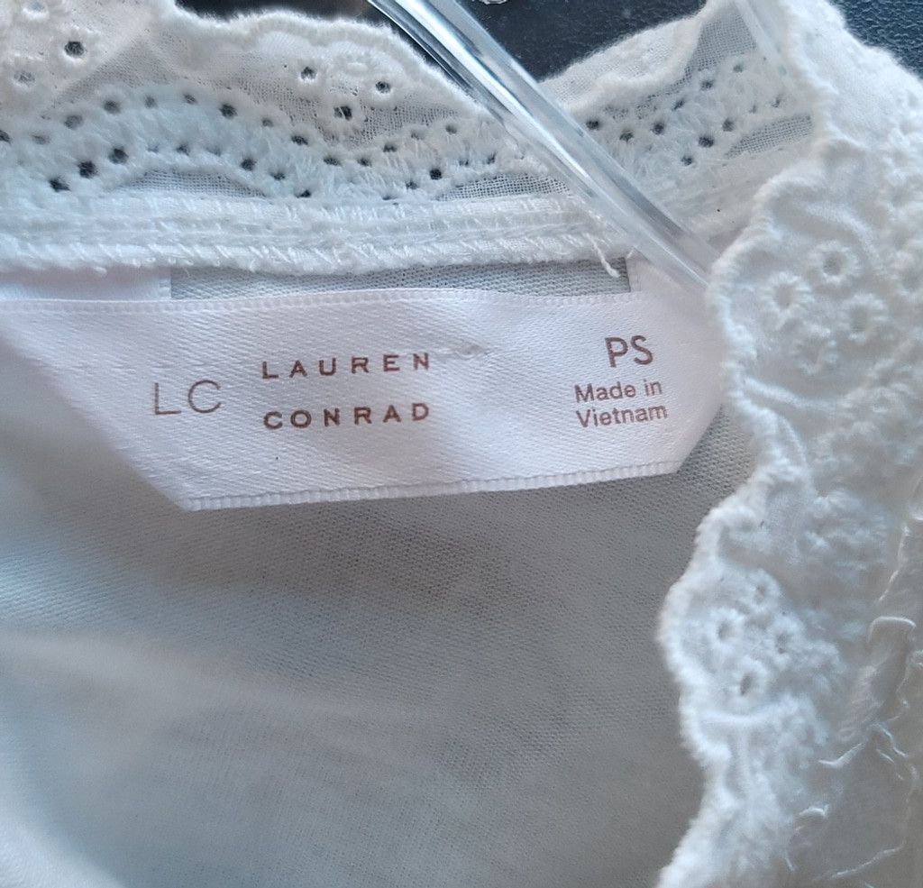 Lauren Conrad NWT LC Lauren Conrad Mixed Media Flutter Tank Top Size S / US 4 / IT 40 - 4 Thumbnail
