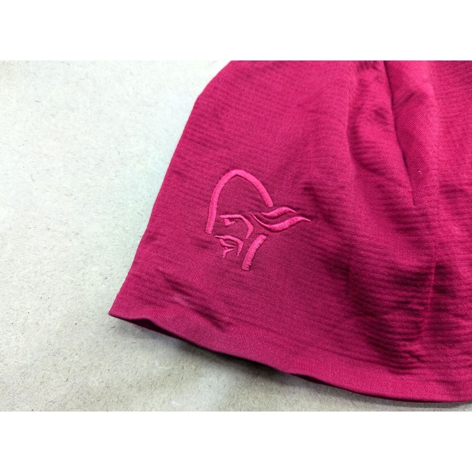 Vintage Norrona Lyngen Powerstretch Pro Beanie Hat S Cap Red Lightweight Outdoor Unisex Adults 90s Size ONE SIZE - 3 Thumbnail
