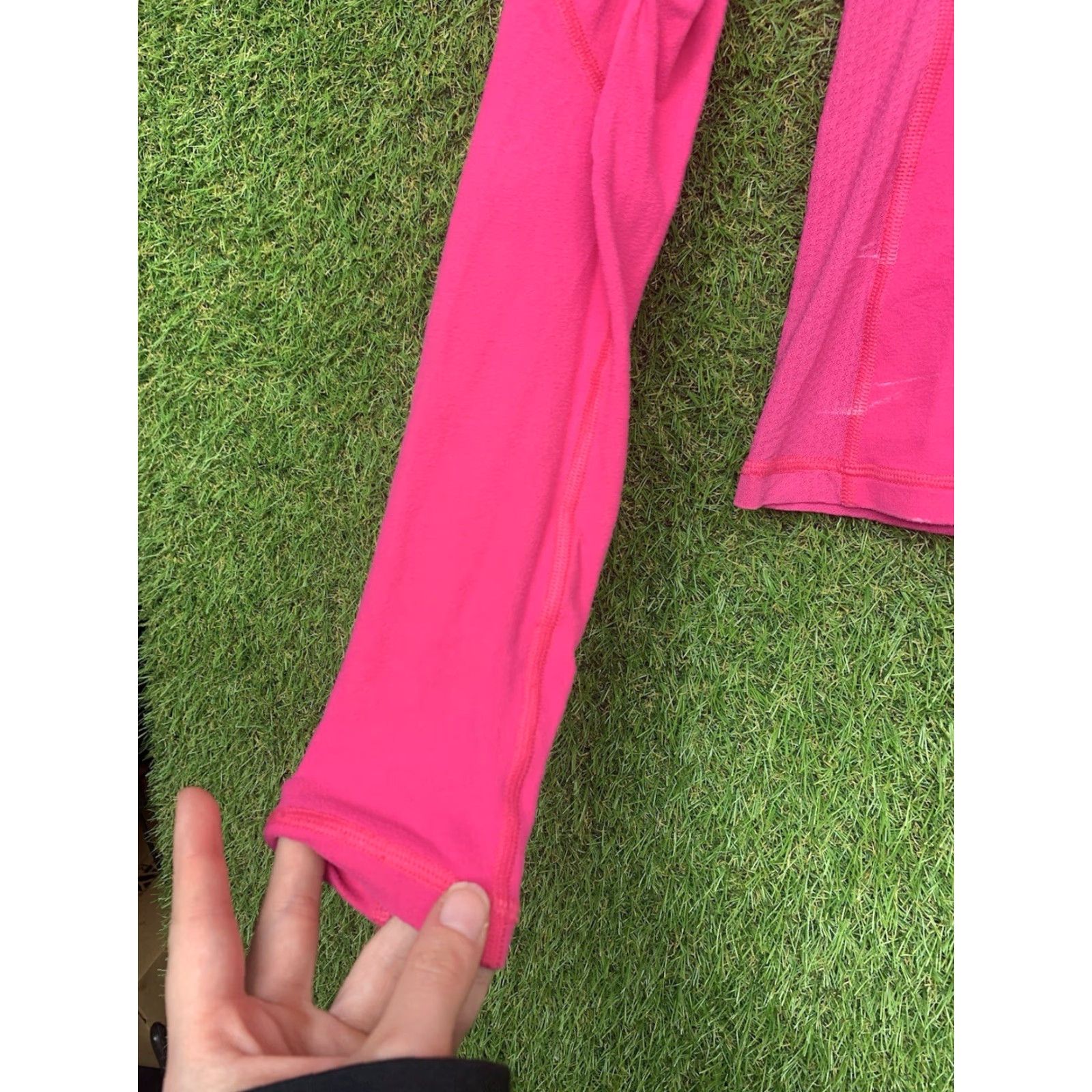 Lululemon Lululemon Shirt Womens Small Magenta Run Trail Tech Long Sleeve Shawl Collar Size S / US 4 / IT 40 - 4 Thumbnail