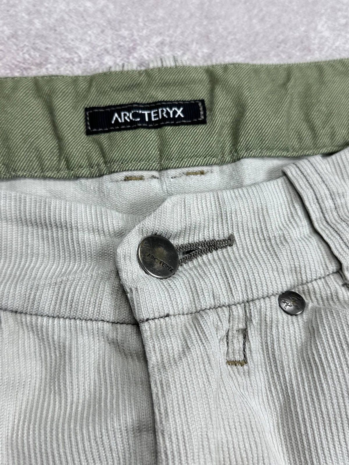 Arc'teryx Arc'teryx Womans Relaxed Fit Cargo Trousers Pants 6 Size 28" / US 6 / IT 42 - 9 Thumbnail