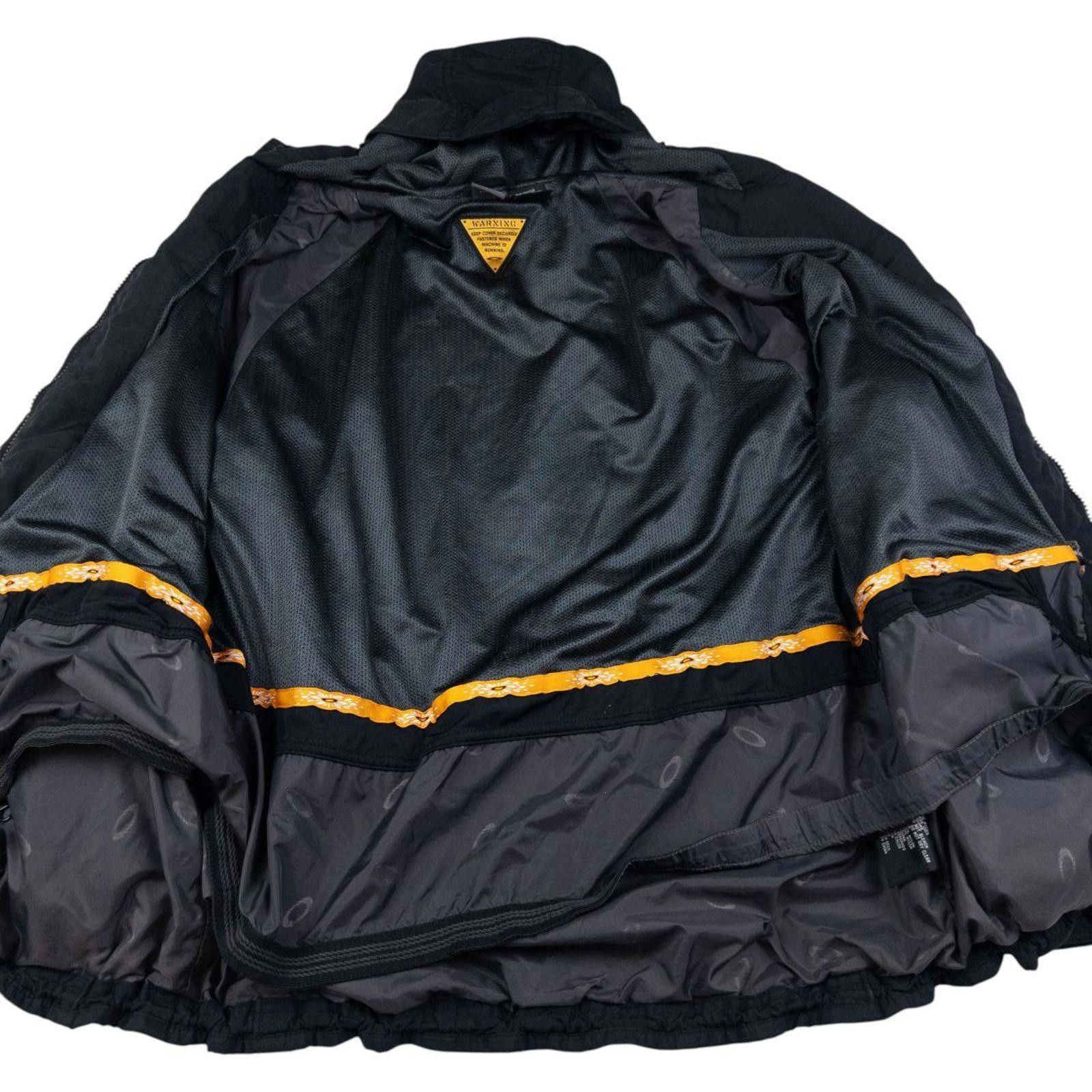 Oakley Vintage Oakley Zip Up Snowboarding Jacket Size XL Size US XL / EU 56 / 4 - 4 Thumbnail