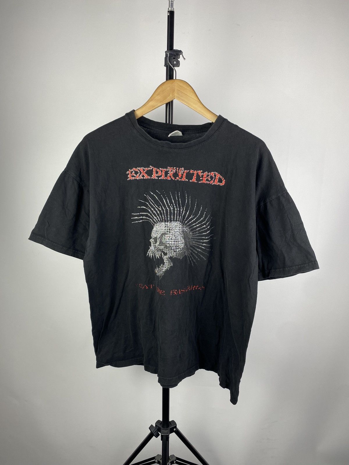 Band Tees × Vintage 00s VNTG The Exploited Beat The Bastards Rock Metal Shirt Size US XXL / EU 58 / 5 - 1 Thumbnail
