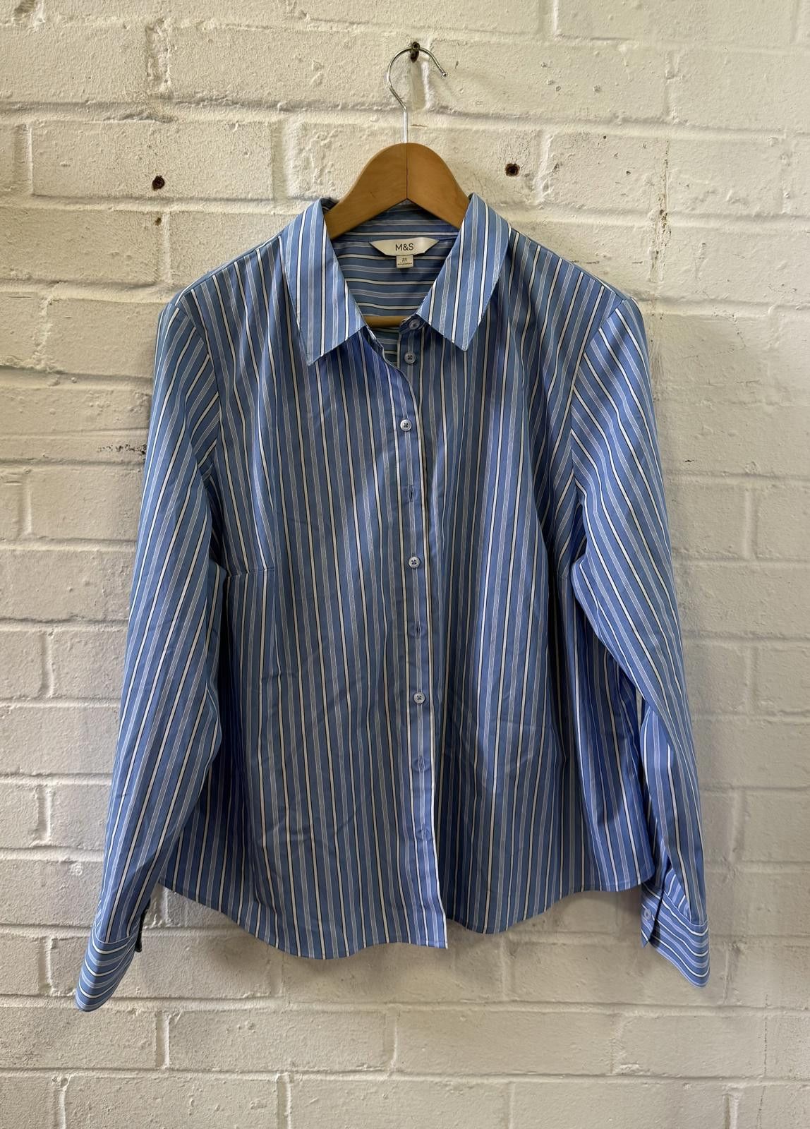 M.E. Sport M&S Blue Stripe Button-Down Shirt - Size 20 Size US L / EU 52-54 / 3 - 1 Thumbnail