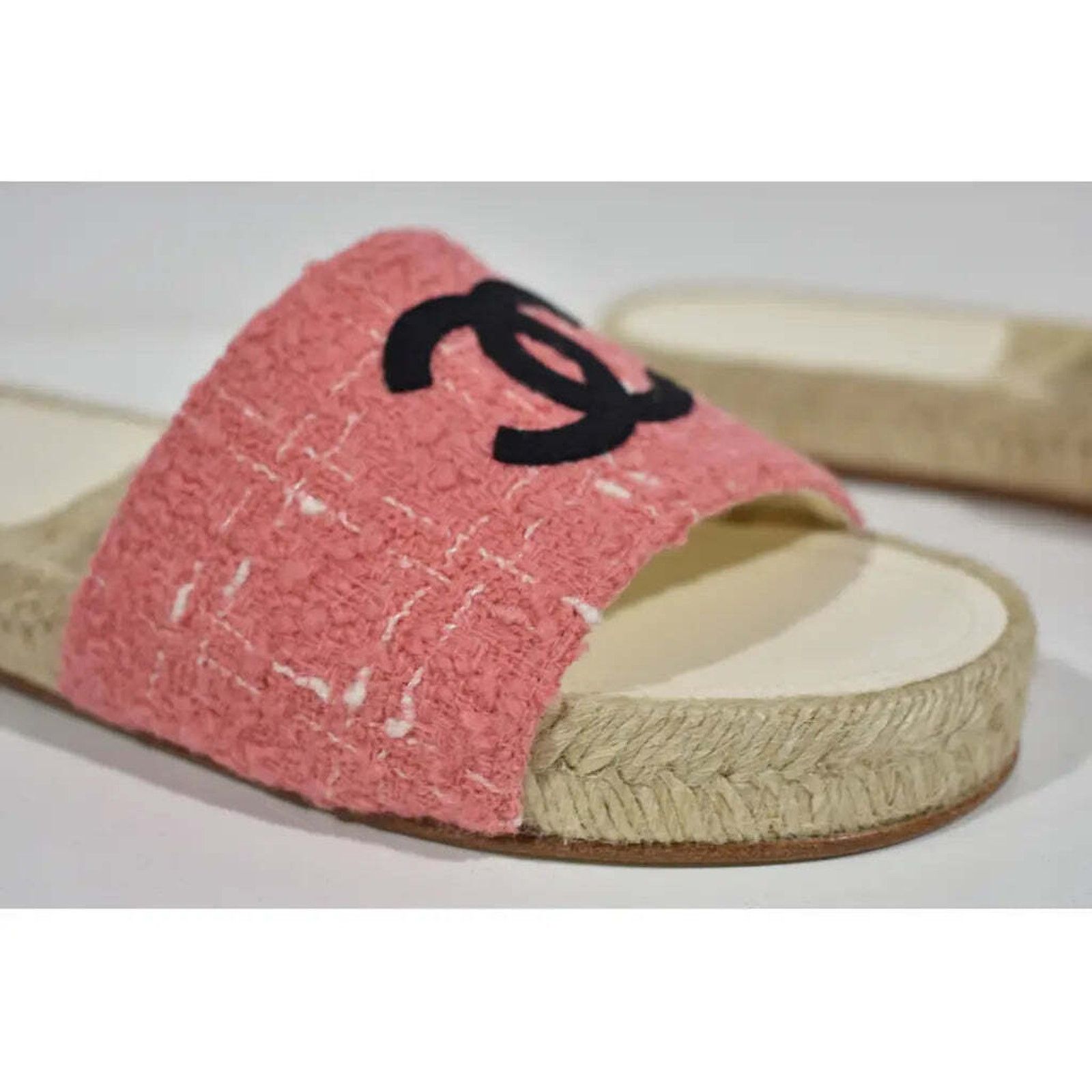 Chanel Chanel 20A Pink Tweed Black CC Logo Espadrille Slide Size US 7 / IT 37 - 5 Thumbnail