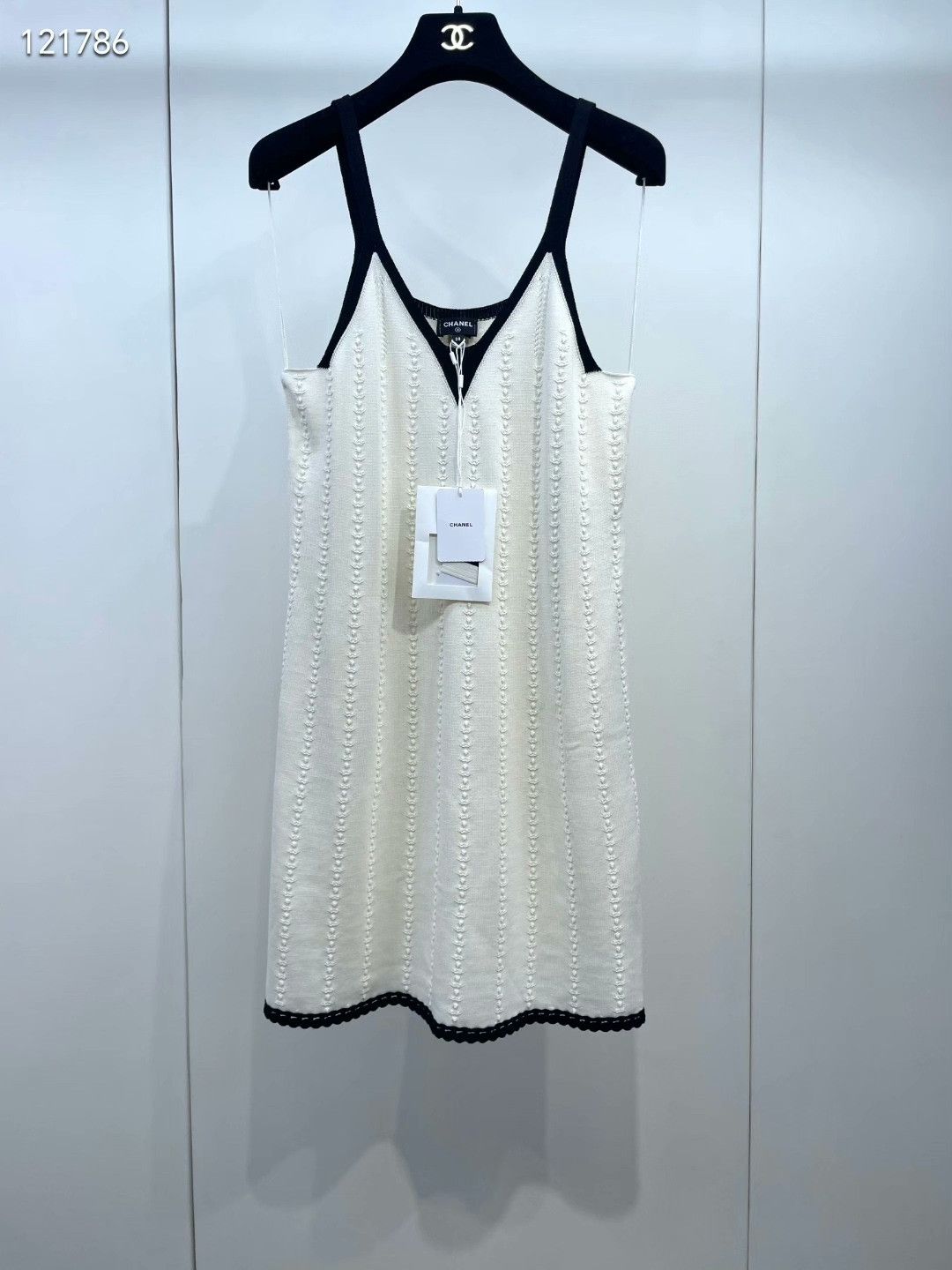 Chanel Chanel 26P Milk White Knit Camisole Dress Size S / US 4 / IT 40 - 1 Thumbnail