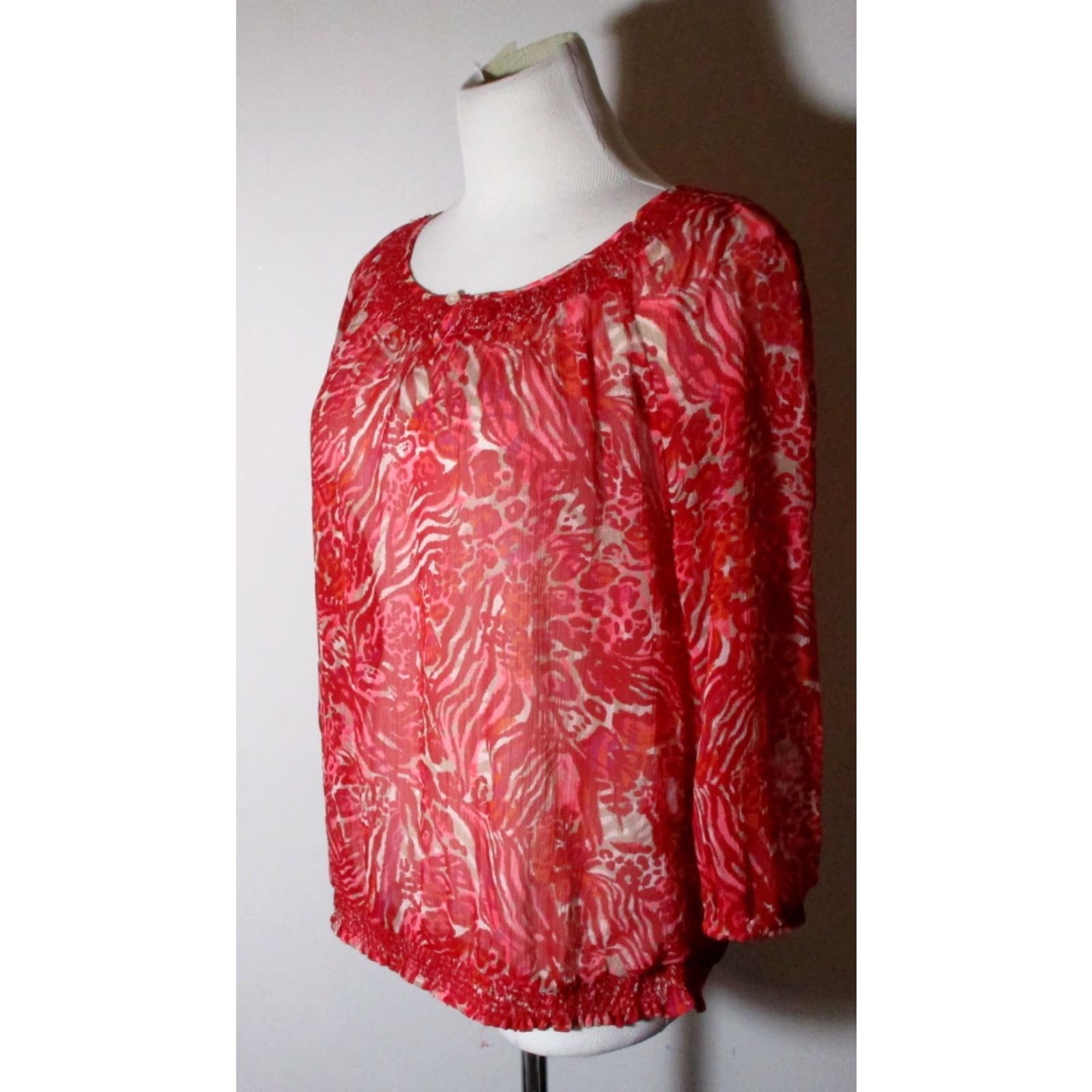 Lucky Brand Lucky Brand Sheer Red Top Blouse S Women - 3/4 Sleeve, Knit Polyester, Floral, Button Front, Boat Neck - Vintage No Size S / US 4 / IT 40 - 4 Thumbnail