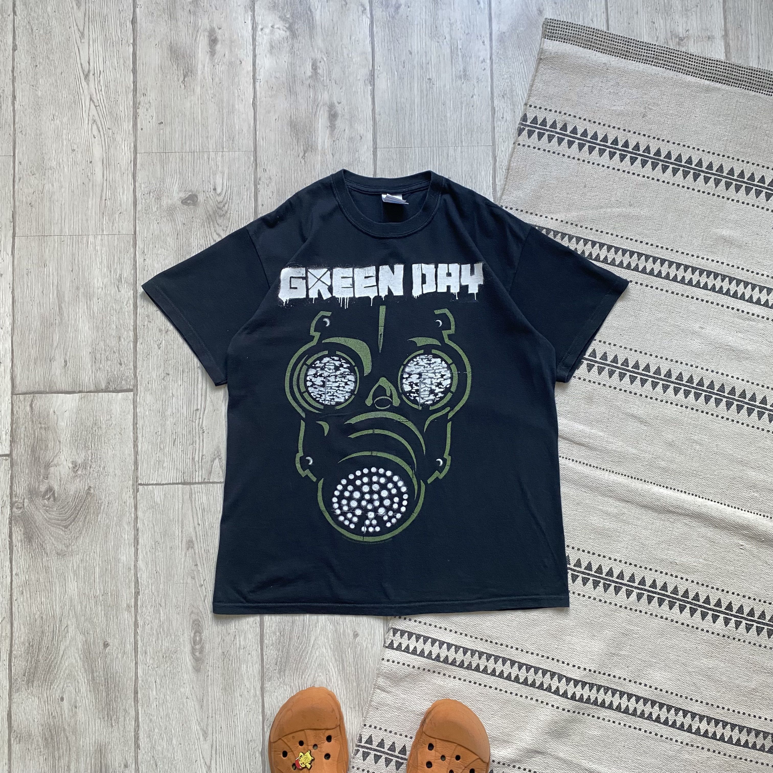 Band Tees Green Day Tee Mask print Y2K Band Rock T-shirt Size US M / EU 48-50 / 2 - 1 Thumbnail