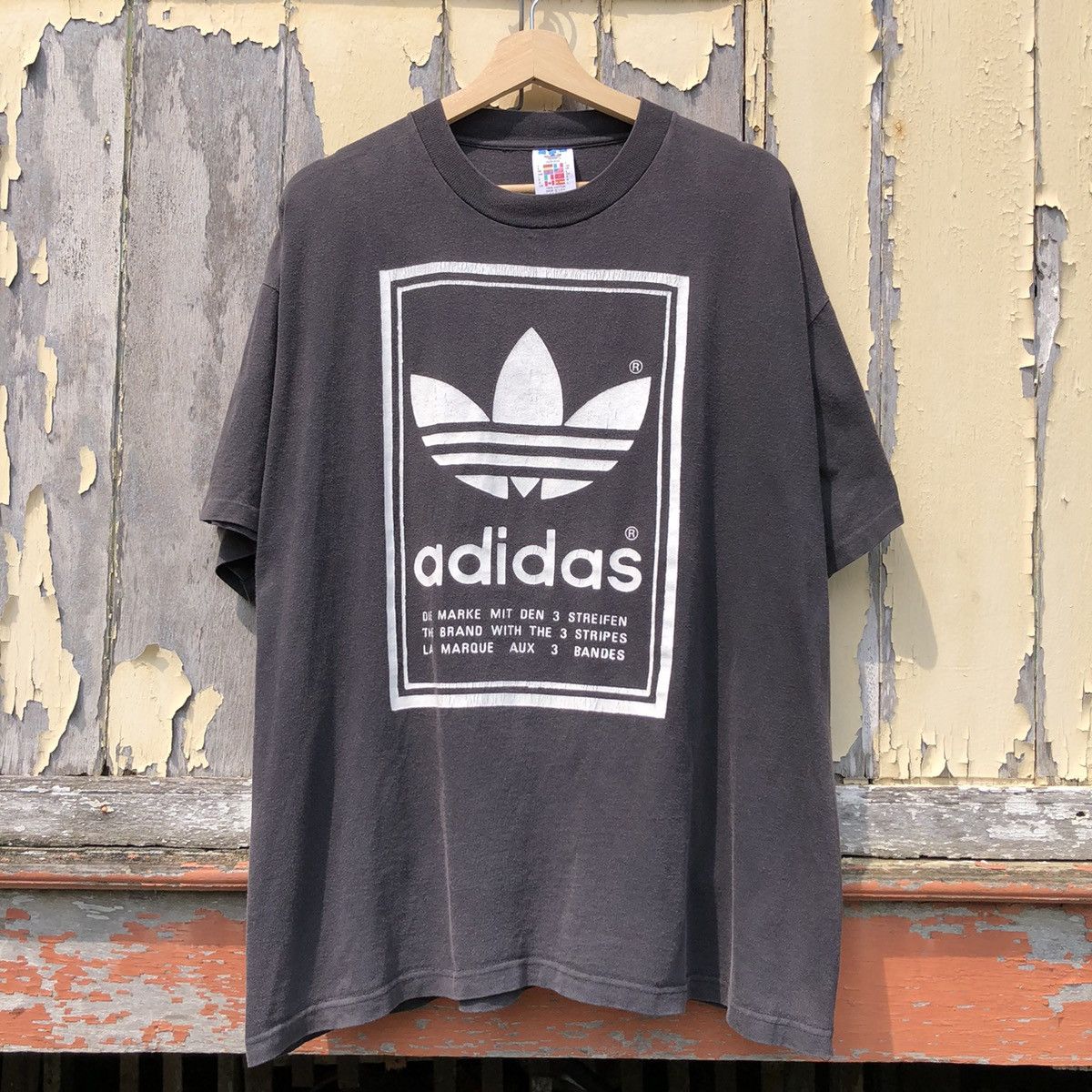 💢Sunfaded💢 Vintage ADIDAS Big Logo Tshirt