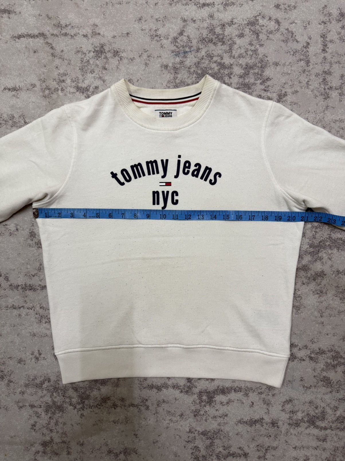 Tommy Hilfiger Tommy Hilfiger New York City Biglogo Sweatshirt Size S / US 4 / IT 40 - 16 Thumbnail