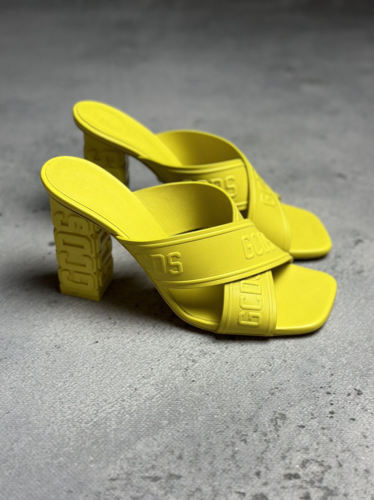 GCDS GCDS Leather Yellow Heels Sandals Luxury Size US 8 / IT 38 - 3 Thumbnail