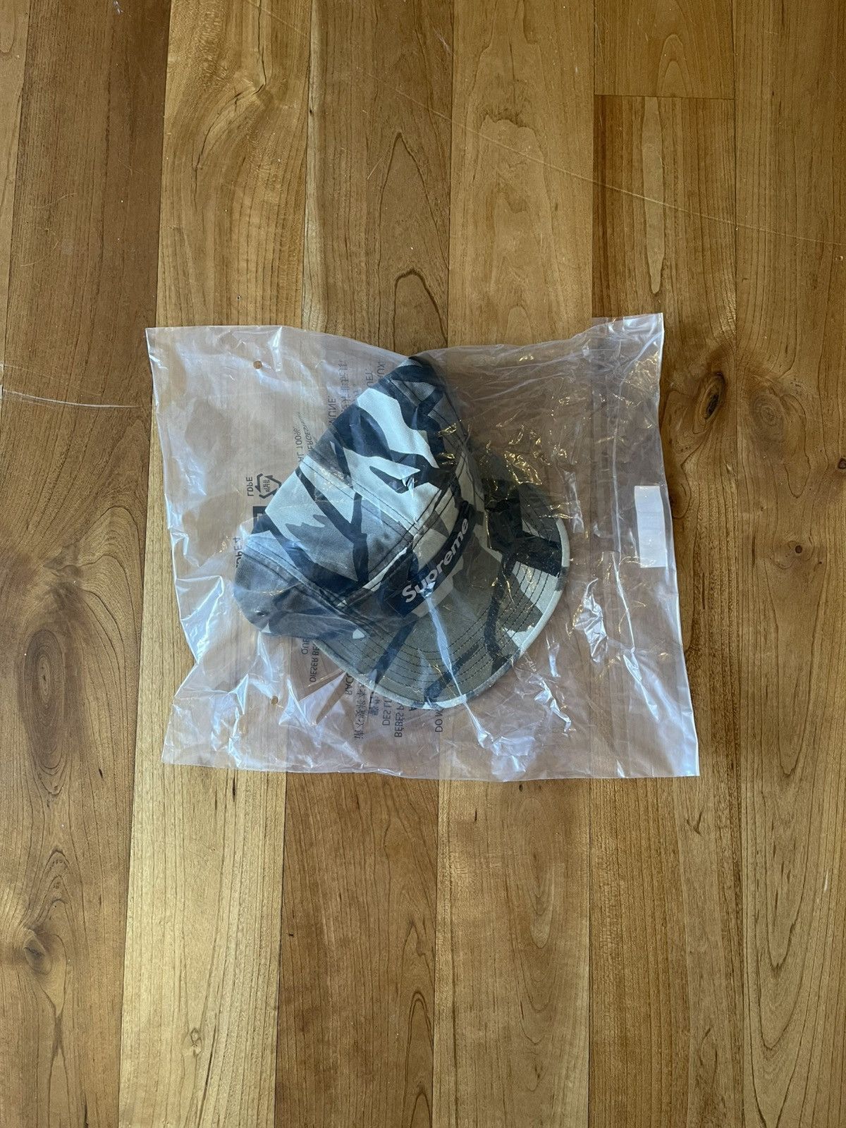 Supreme Supreme 1999 Predator Camo Cap | Grailed