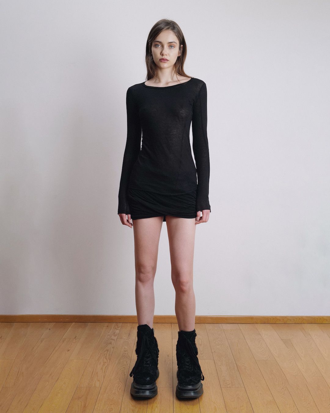 Other ASSYMETRIC TWISTED LONGSLEEVE Size L / US 10 / IT 46 - 5 Thumbnail