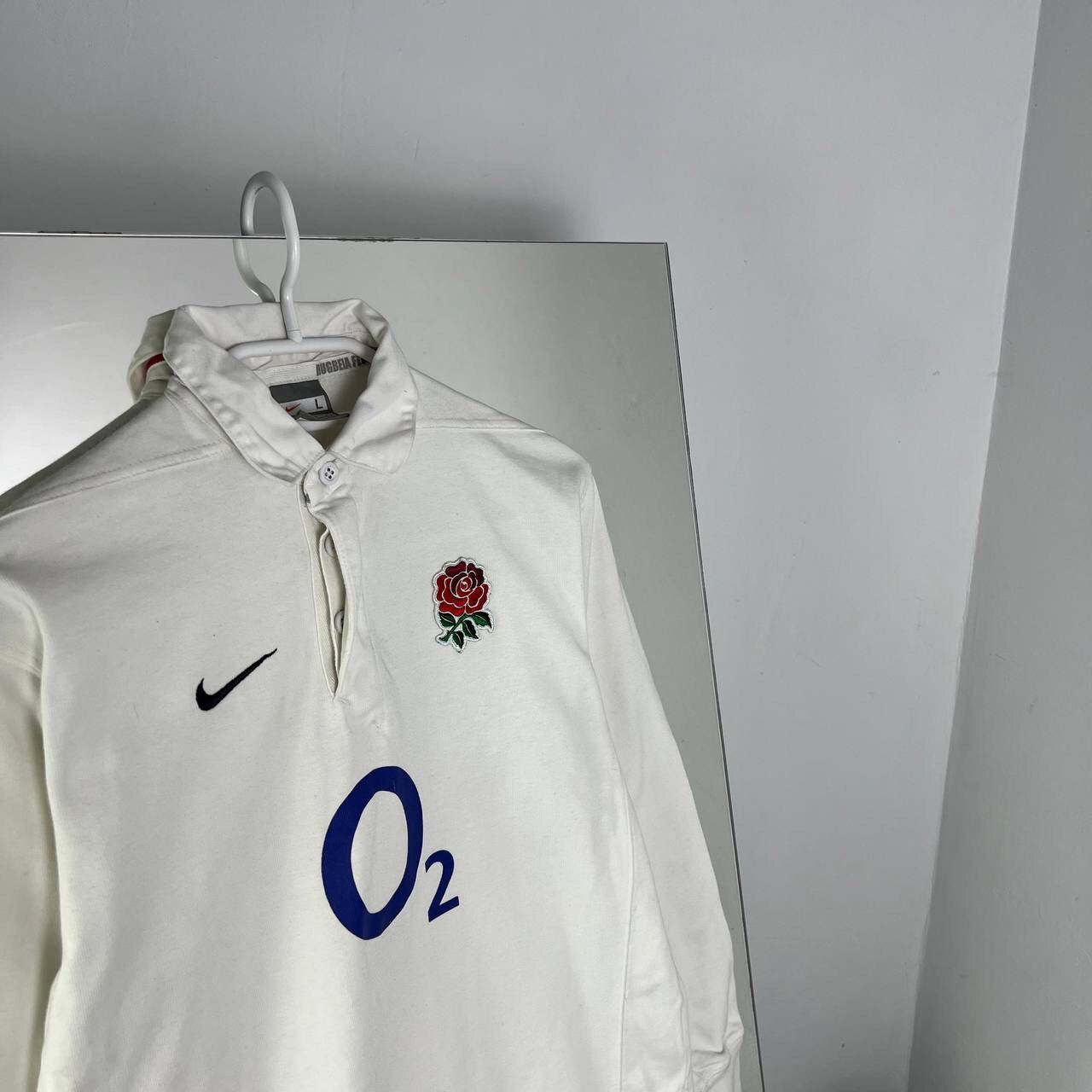 Vintage England Rugby Vintage Nike Streetwear Y2K Style Baggy Size US S / EU 44-46 / 1 - 2 Thumbnail