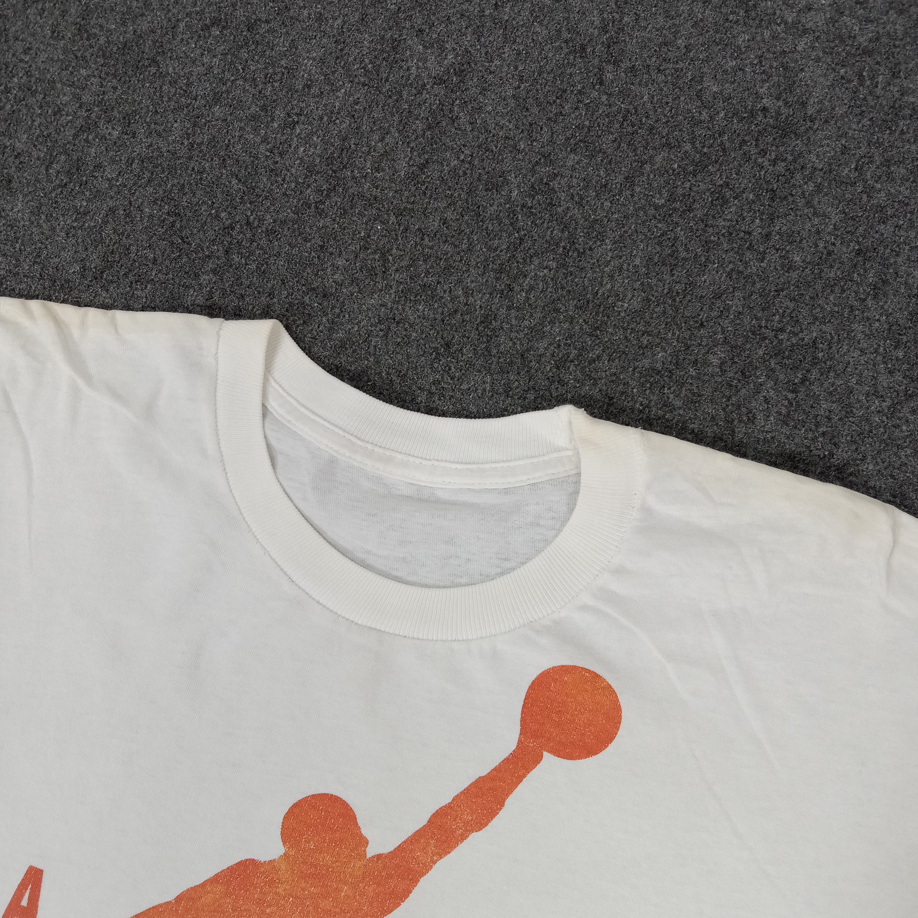 Nike × Vintage Vintage 90's Nike Air Jordan Sport Style NBA Tshirt Size US L / EU 52-54 / 3 - 3 Thumbnail