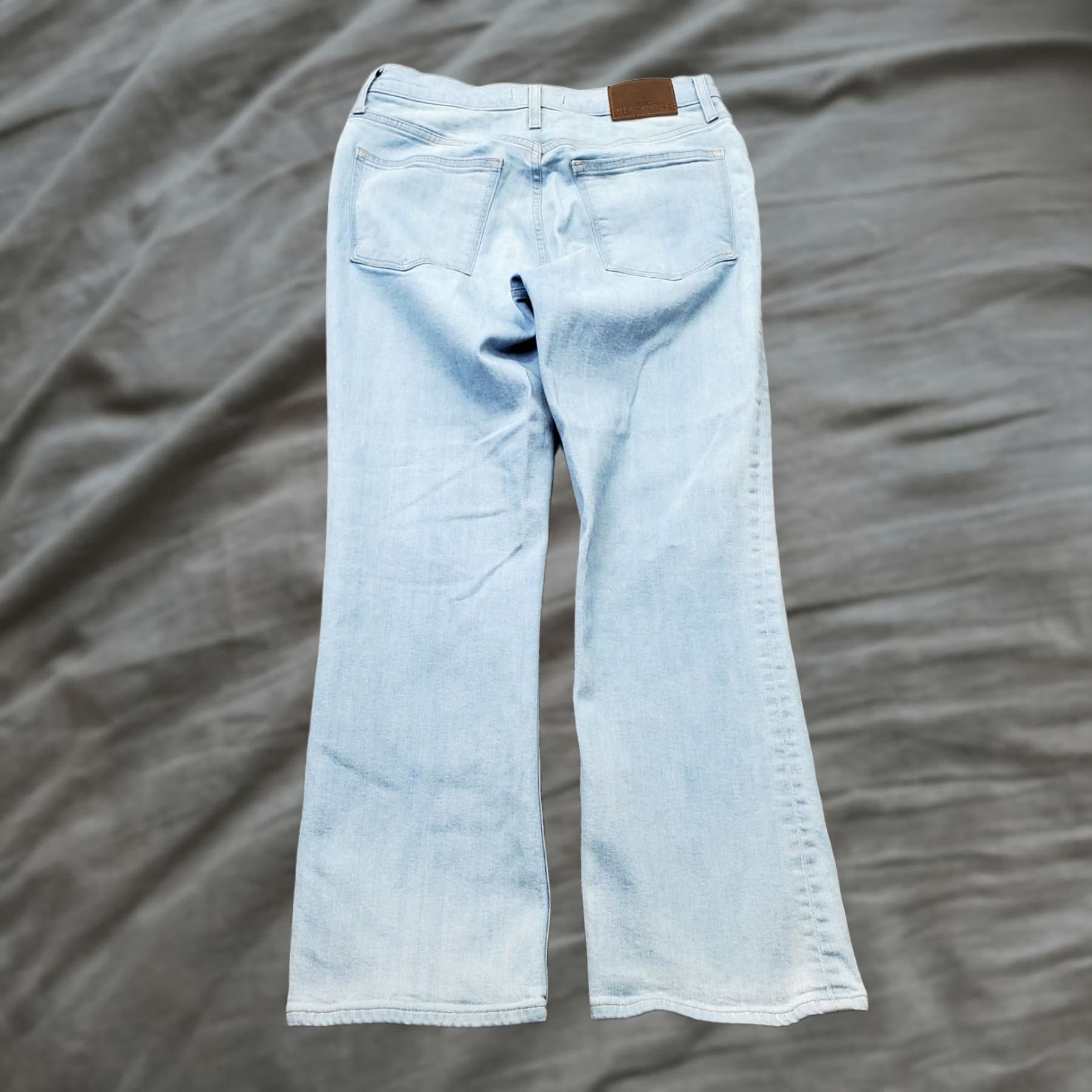 J.Crew J.Crew Mercantile Jeans Womens Size 27 Blue Denim Straight Leg Streetwear Grunge Jeans Womens 27 Blue Denim Straight Shirt? Size 27" / US 4 / IT 40 - 1 Thumbnail