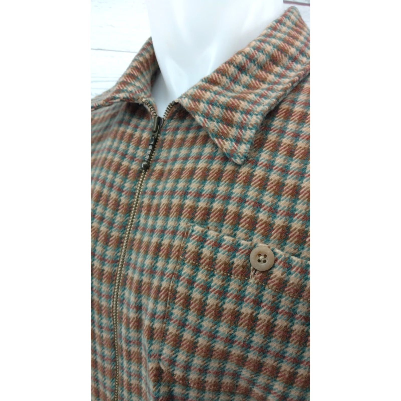 Vintage Woolrich Jacket Women's Plaid Full Zip Brown Tan Size LARGE Size L / US 10 / IT 46 - 3 Thumbnail